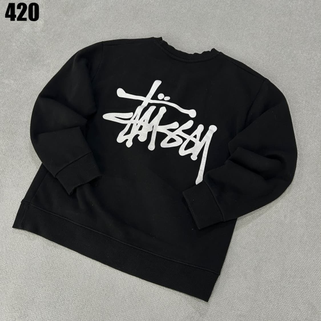 스투시 블랙 맨투맨  상품이미지1