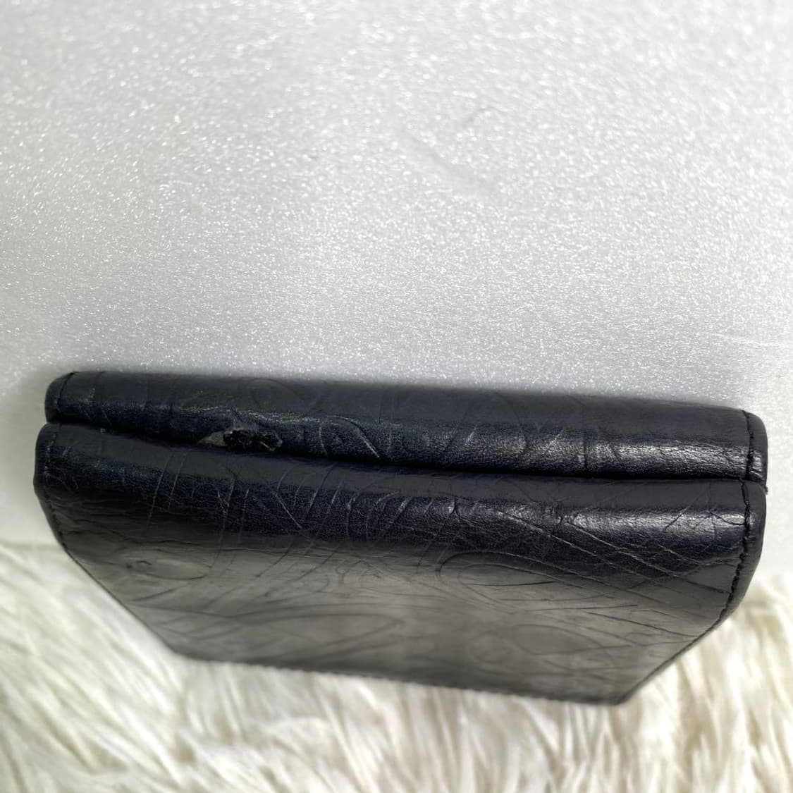 비비안 웨스트우드 가죽 엠보싱 패턴 지갑 상품이미지7