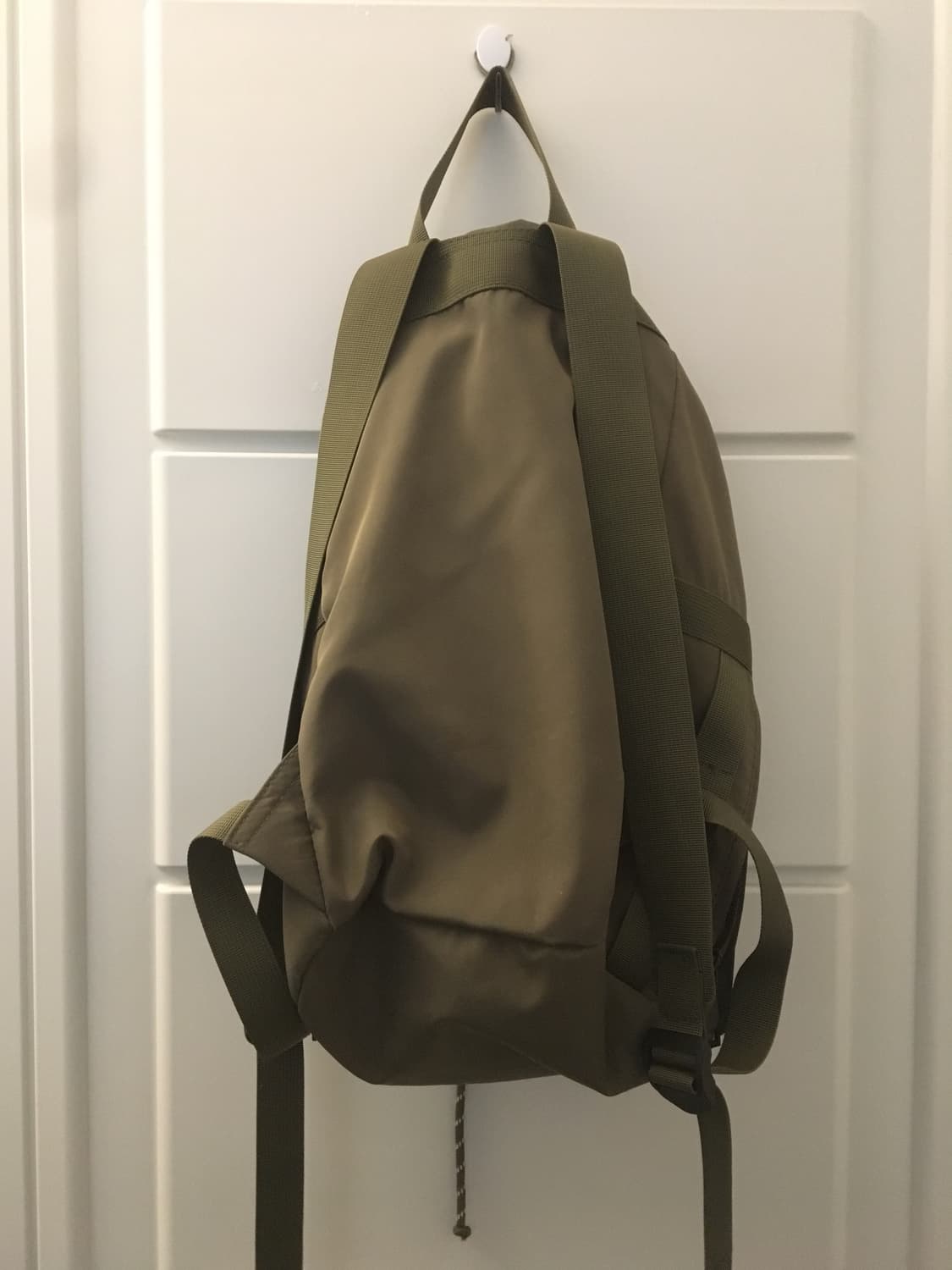 카키 드로우 스트링 백팩 상품이미지3