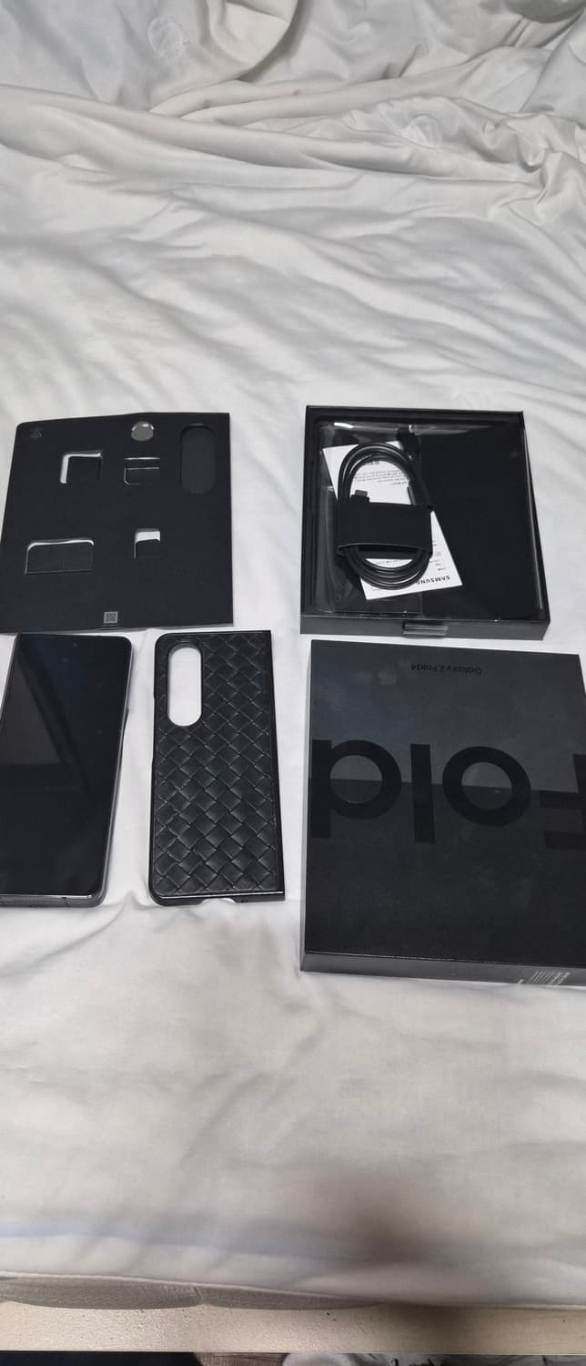 갤럭시 폴드4  256 상품이미지9