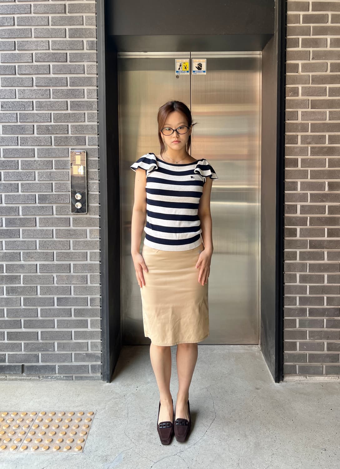 Burberry 로고 프릴 탑 상품이미지2