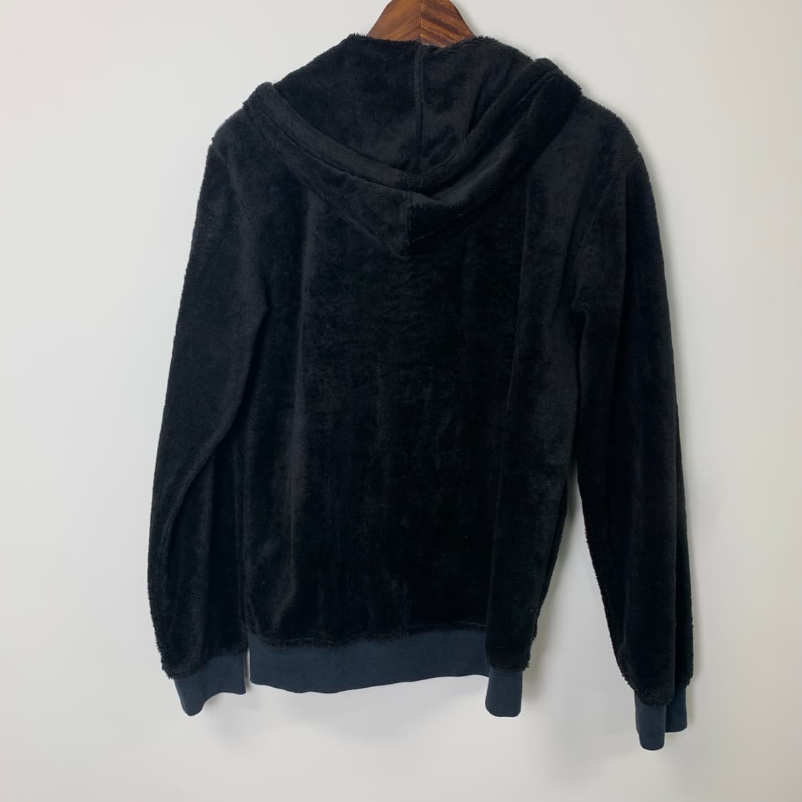 아디다스 빅로고 블랙 쉐르파 자켓 상품이미지3