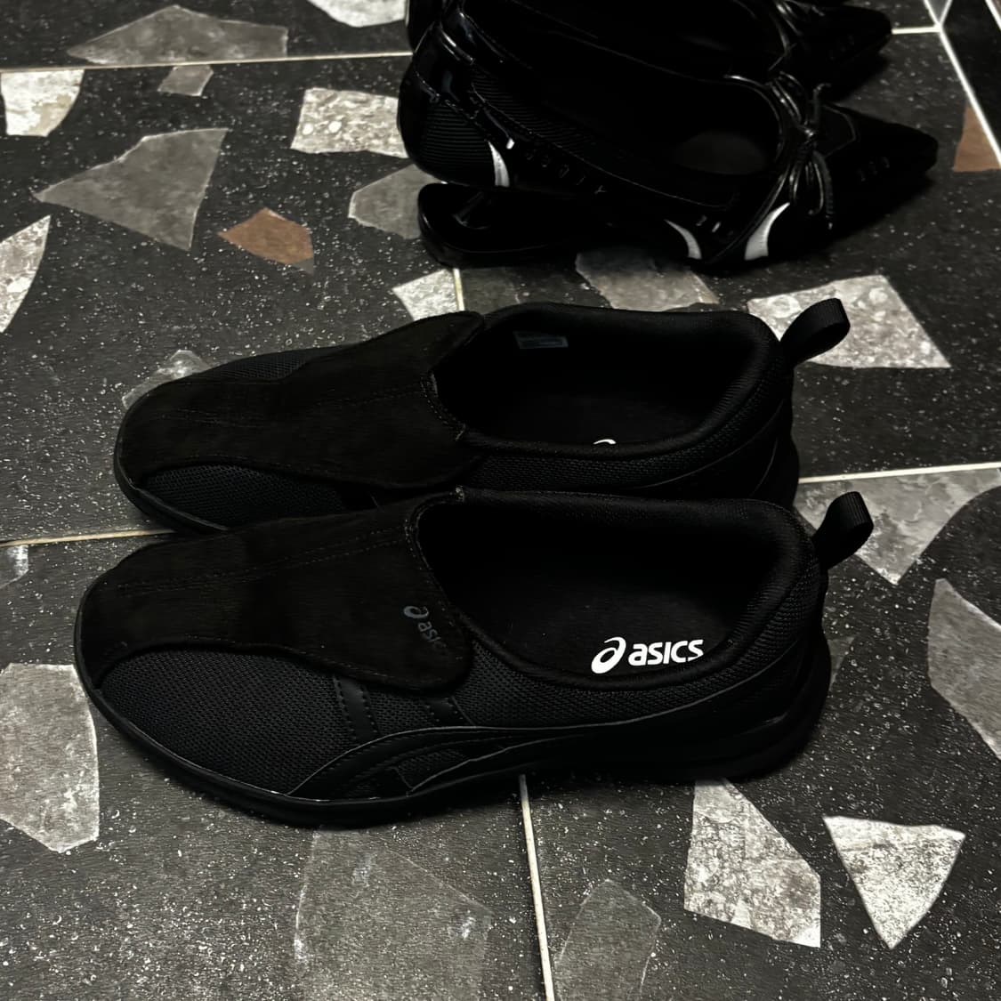 아식스 라이프워커 블랙 240 상품이미지1