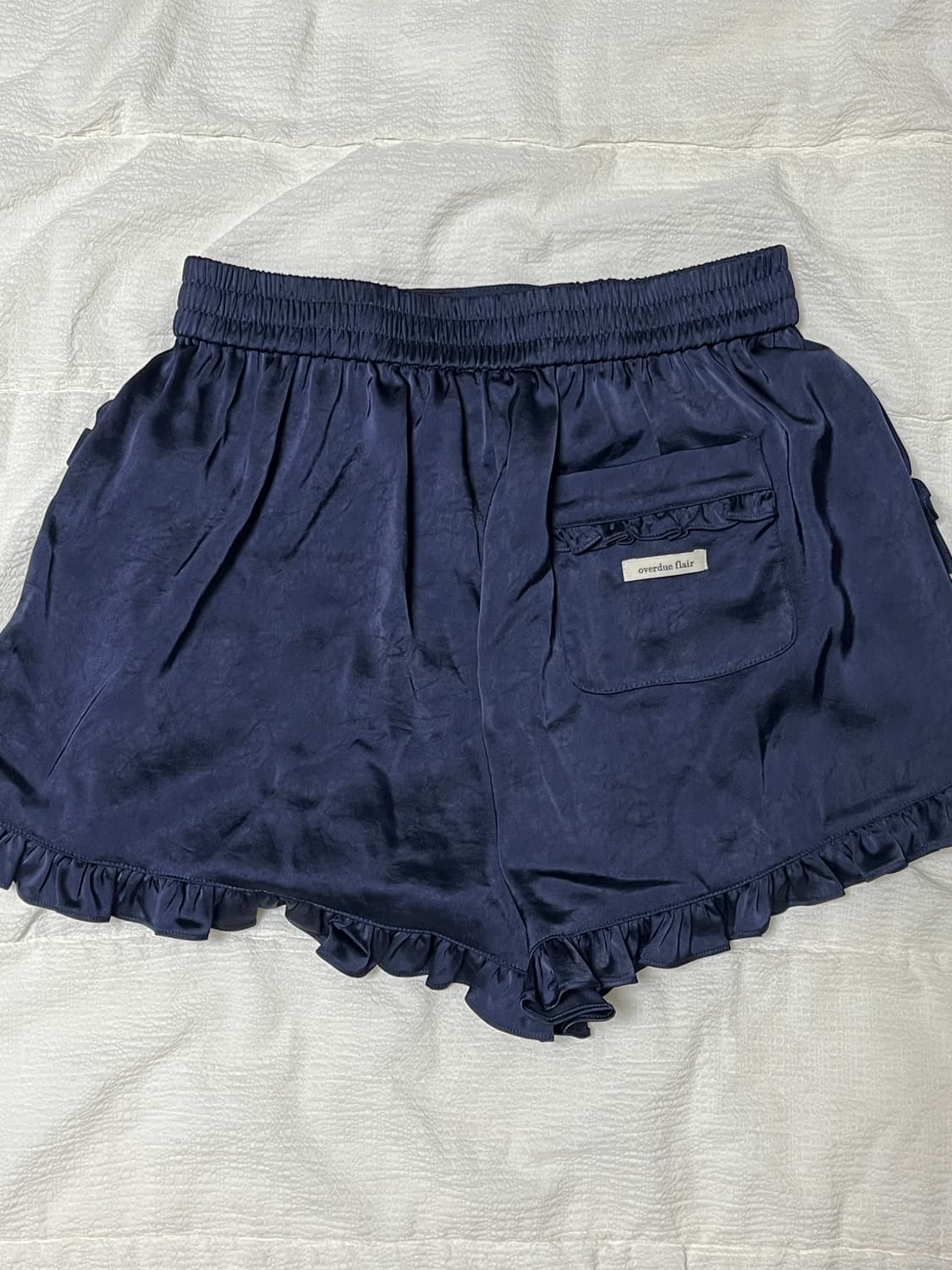 오버듀플레어 프릴 새틴 쇼츠_네이비 상품이미지2