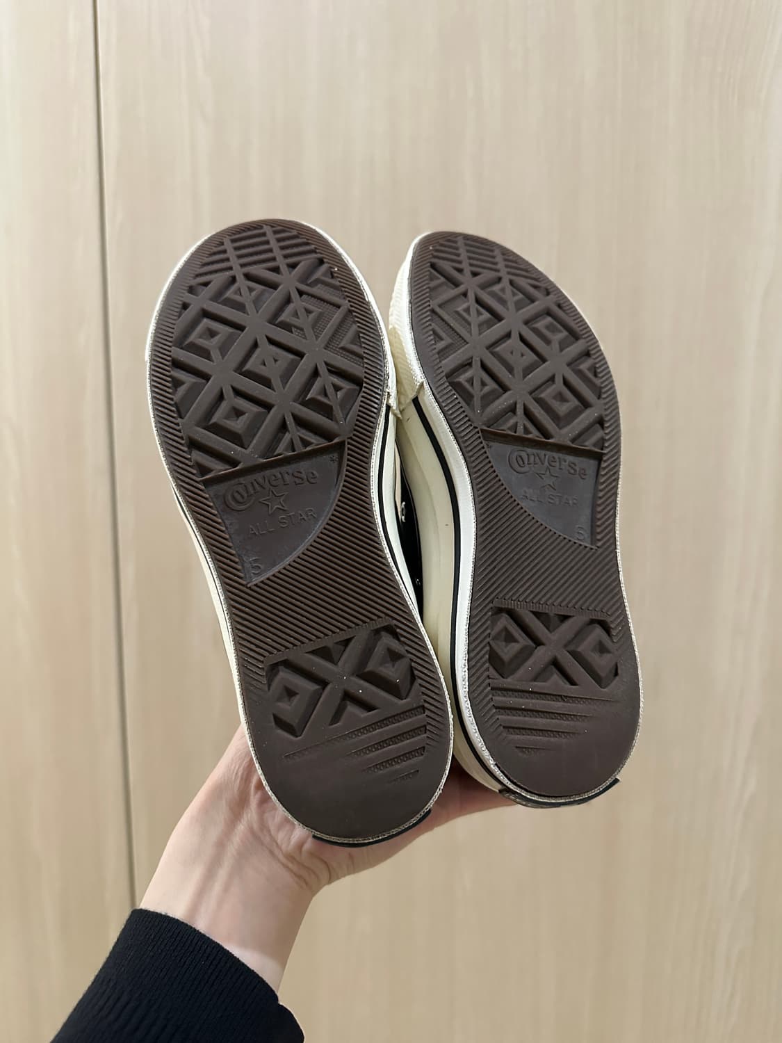 컨버스 척테일러 로우 블랙 240 상품이미지6