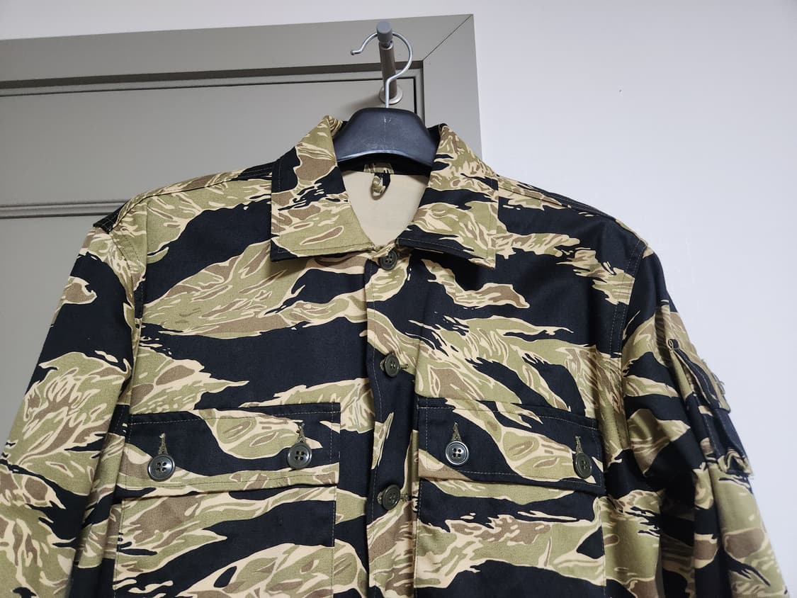 버즈릭슨 골드 타이거 패턴 자켓 L사이즈 상품이미지5