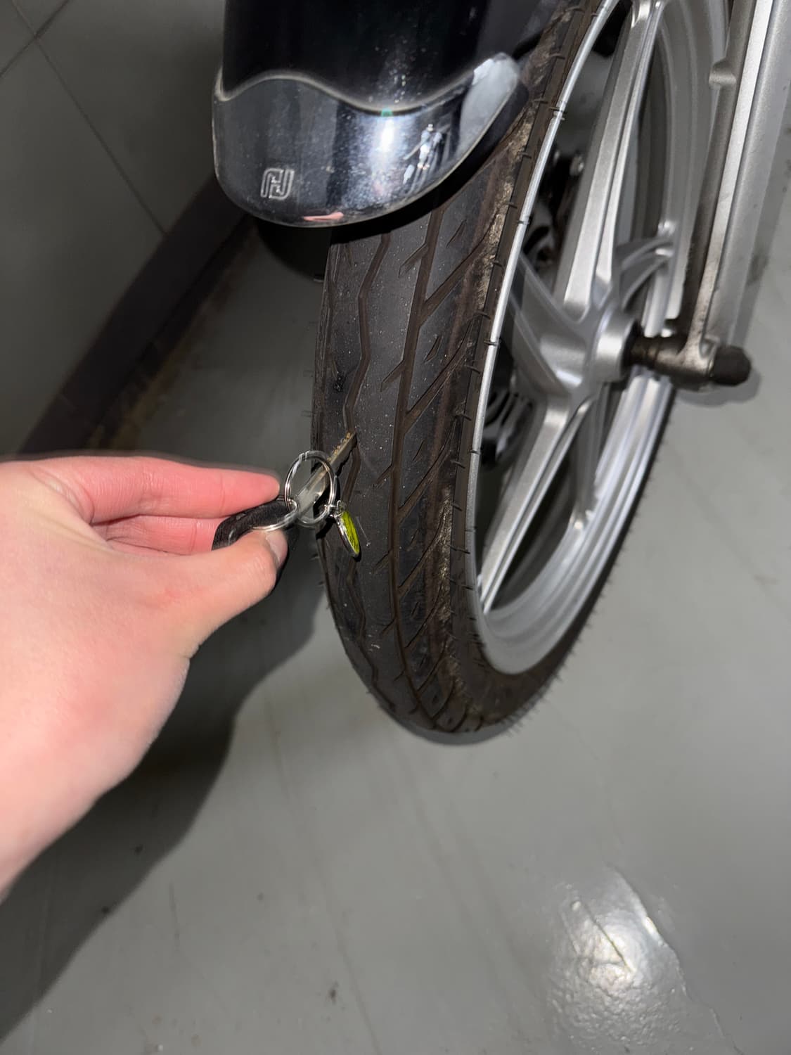 혼다 슈퍼커브110 블랙 23년식 16xxkm 상품이미지10