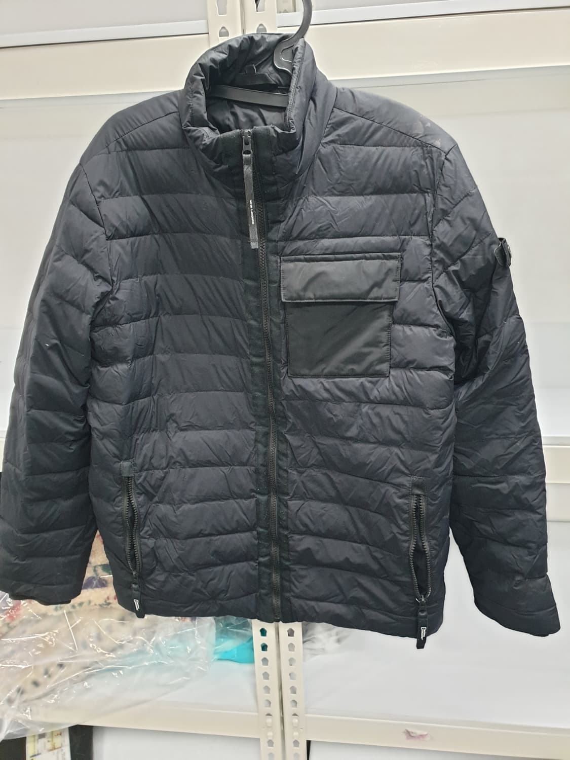 내셔널지오그래픽 정품 오리털경량패딩 사이즈100 팝니다 상품이미지1