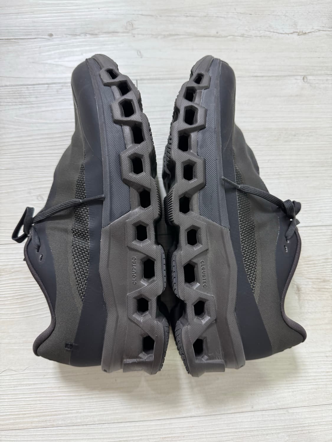 온 러닝 파프 paf 클라우드몬스터2 쏜 브라운 280 택포 34 급처 상품이미지3