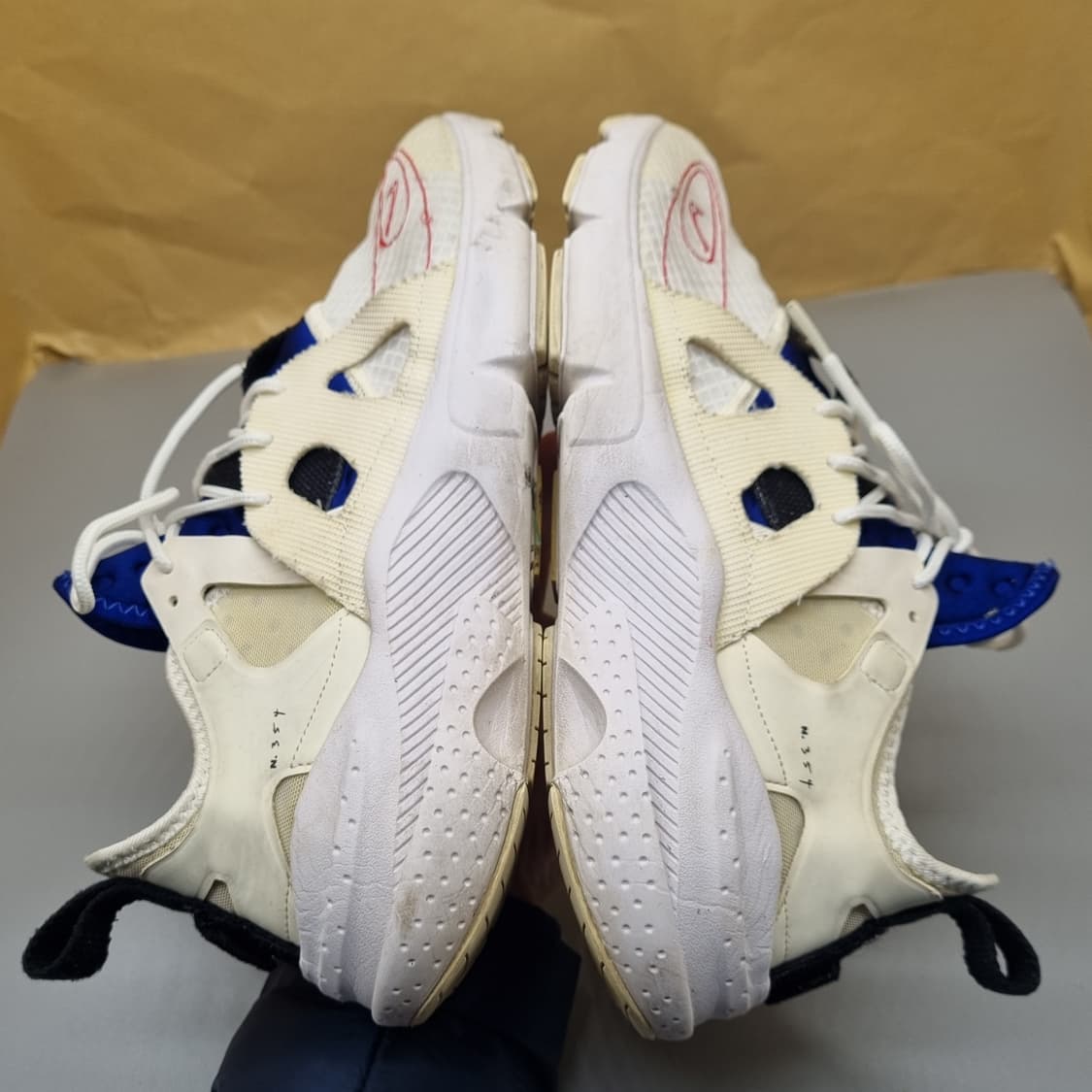 나이키 허라취 타입 남성운동화275 상품이미지5