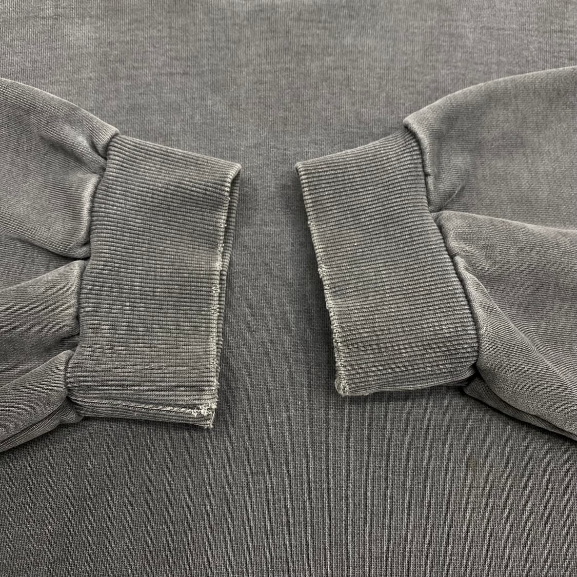 데우스 엑스마키나 서울 맨투맨 XL 상품이미지6