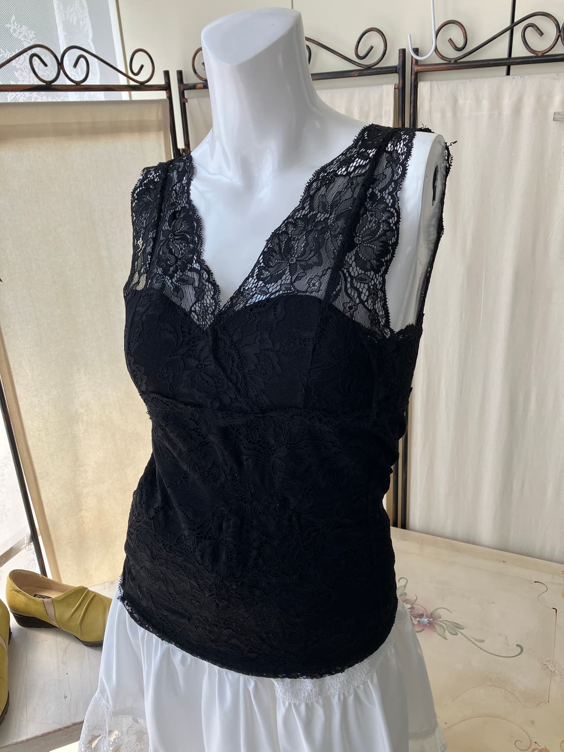 lace crochet padded sleeveless 상품이미지2
