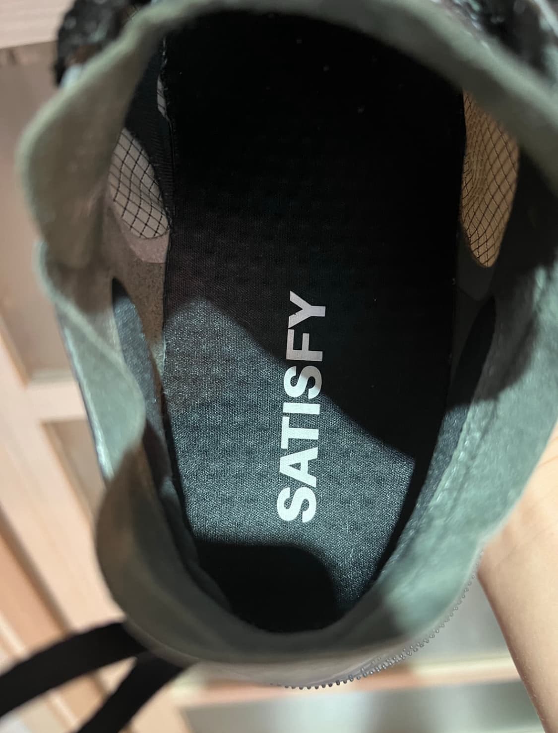 새티스파이 더 라커 쉐도우 270 상품이미지4