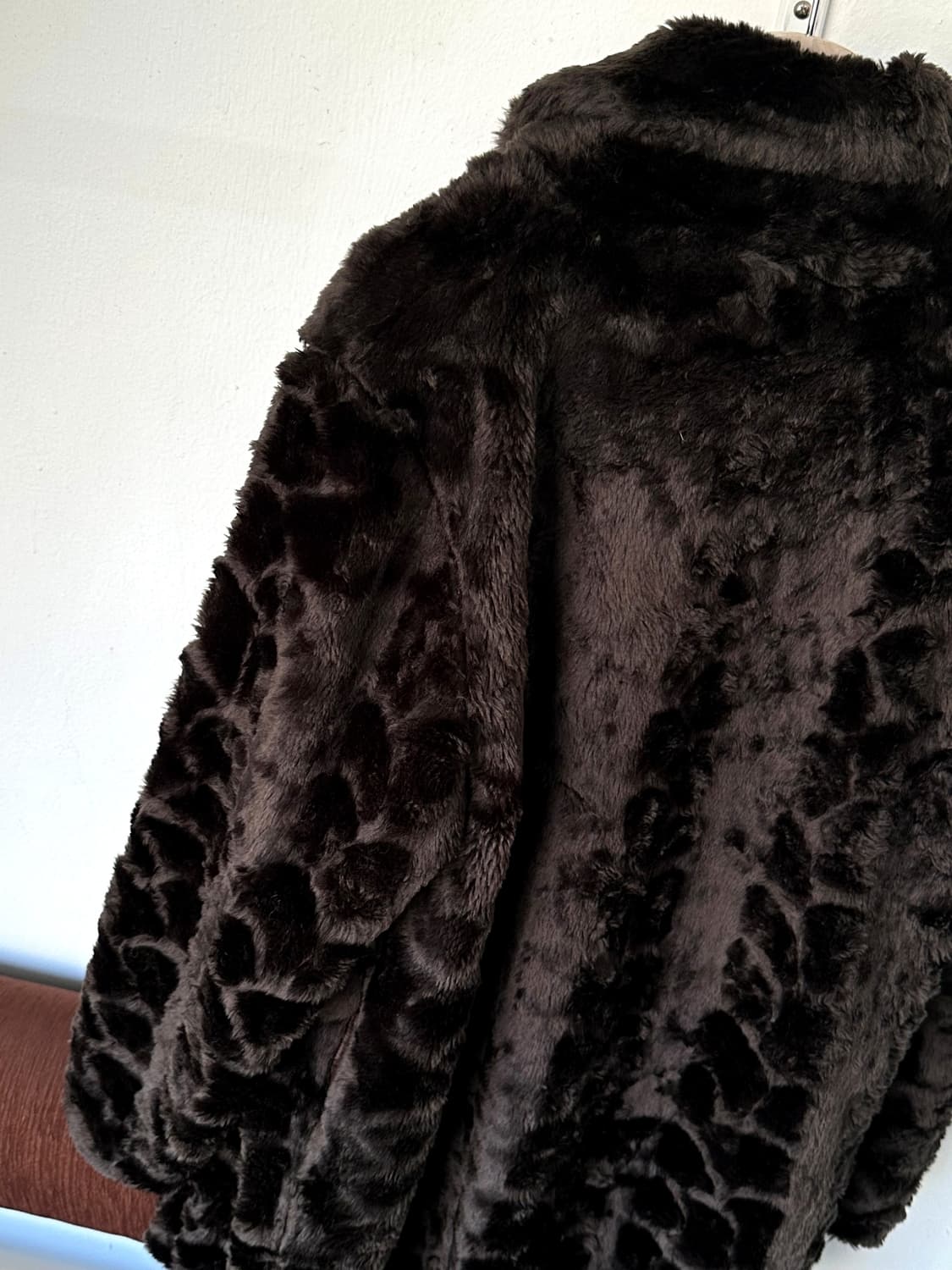 Design collar fake fur coat 상품이미지10