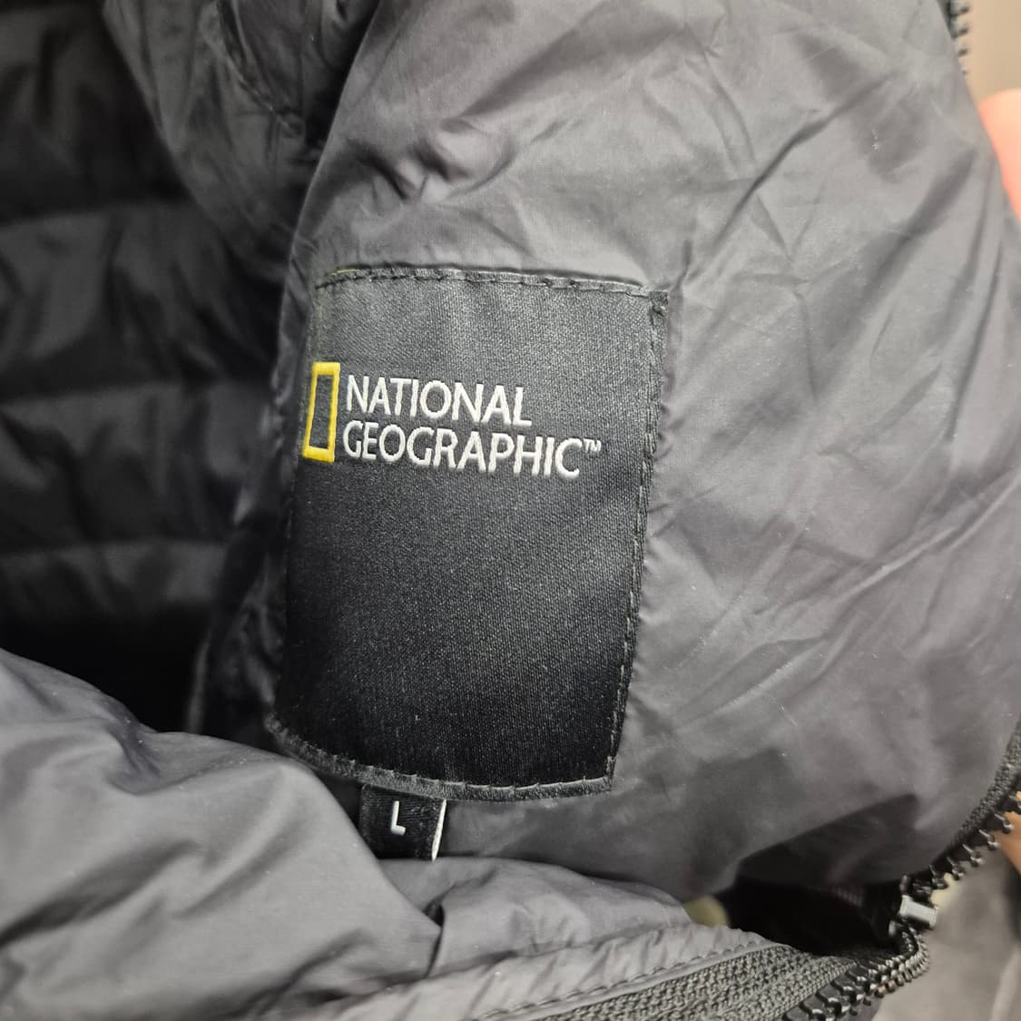 내셔널지오그래픽 블랙 경량 패딩 니트 자켓 L 상품이미지4