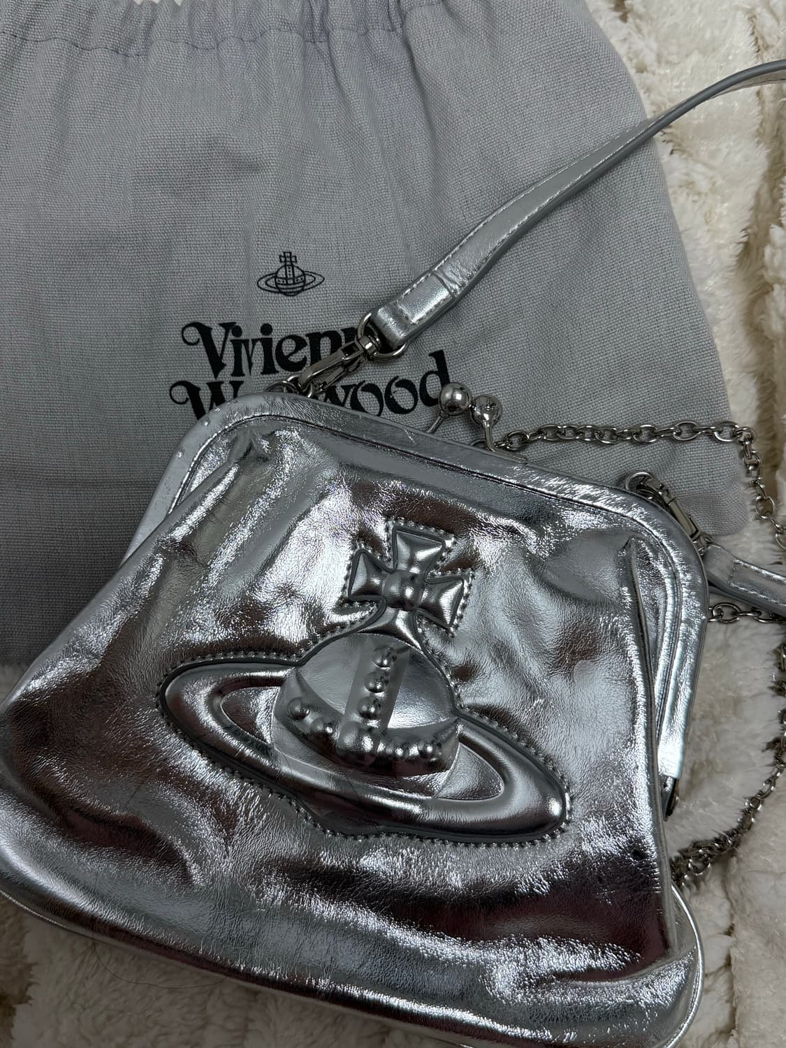 비비안웨스트우드 첼시백 실버 상품이미지1