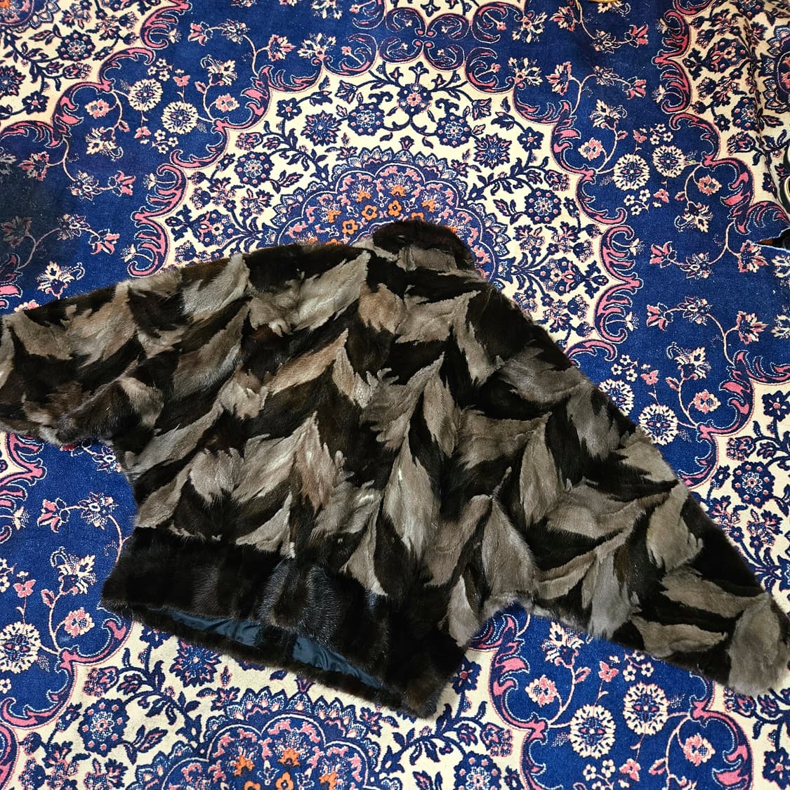 Jinhung Saca Mink 100% 빈티지 배색 숏 가오리핏 밍크 상품이미지2