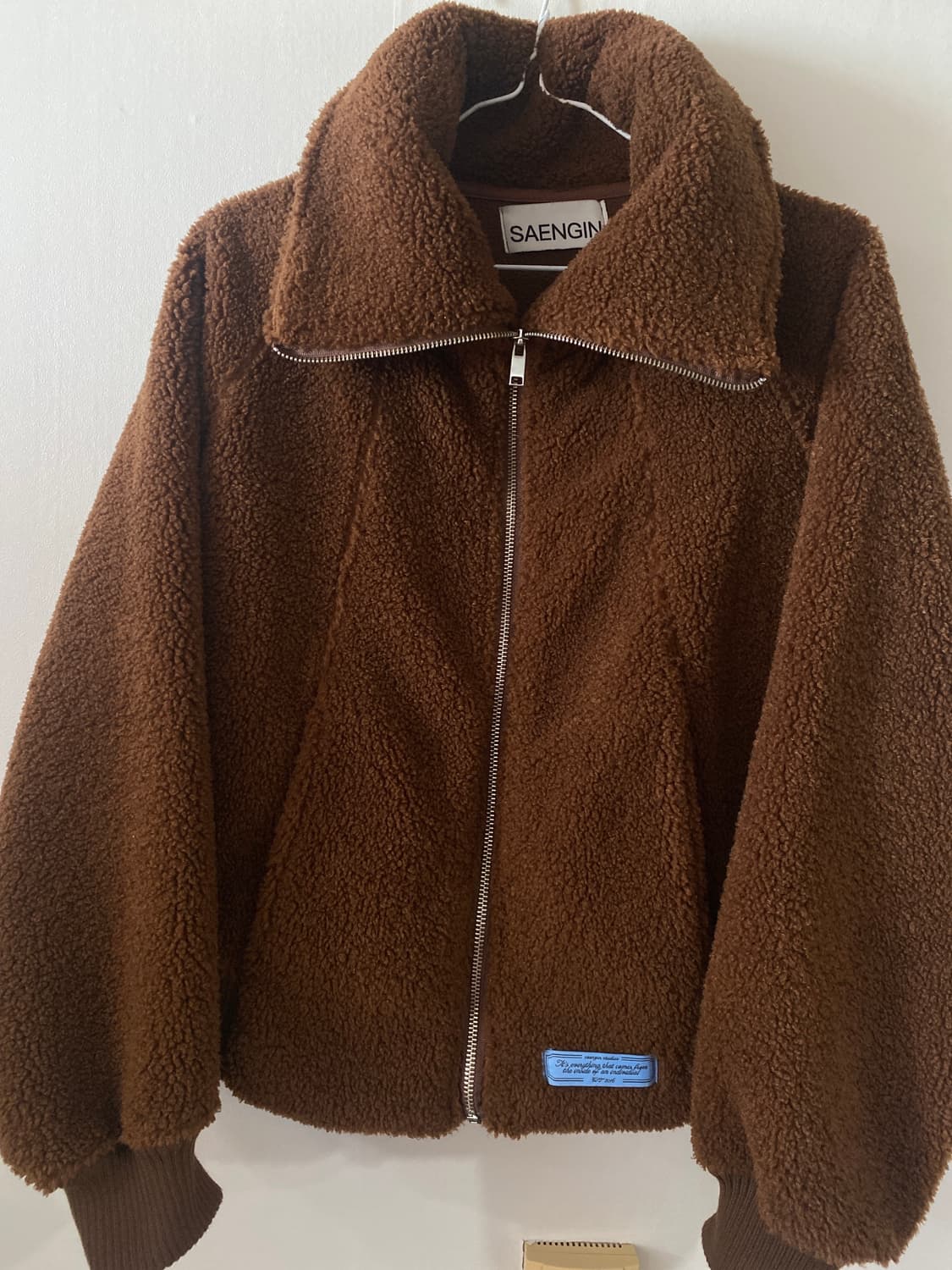 생긴 스튜디오 후리스 브라운 자켓 상품이미지1