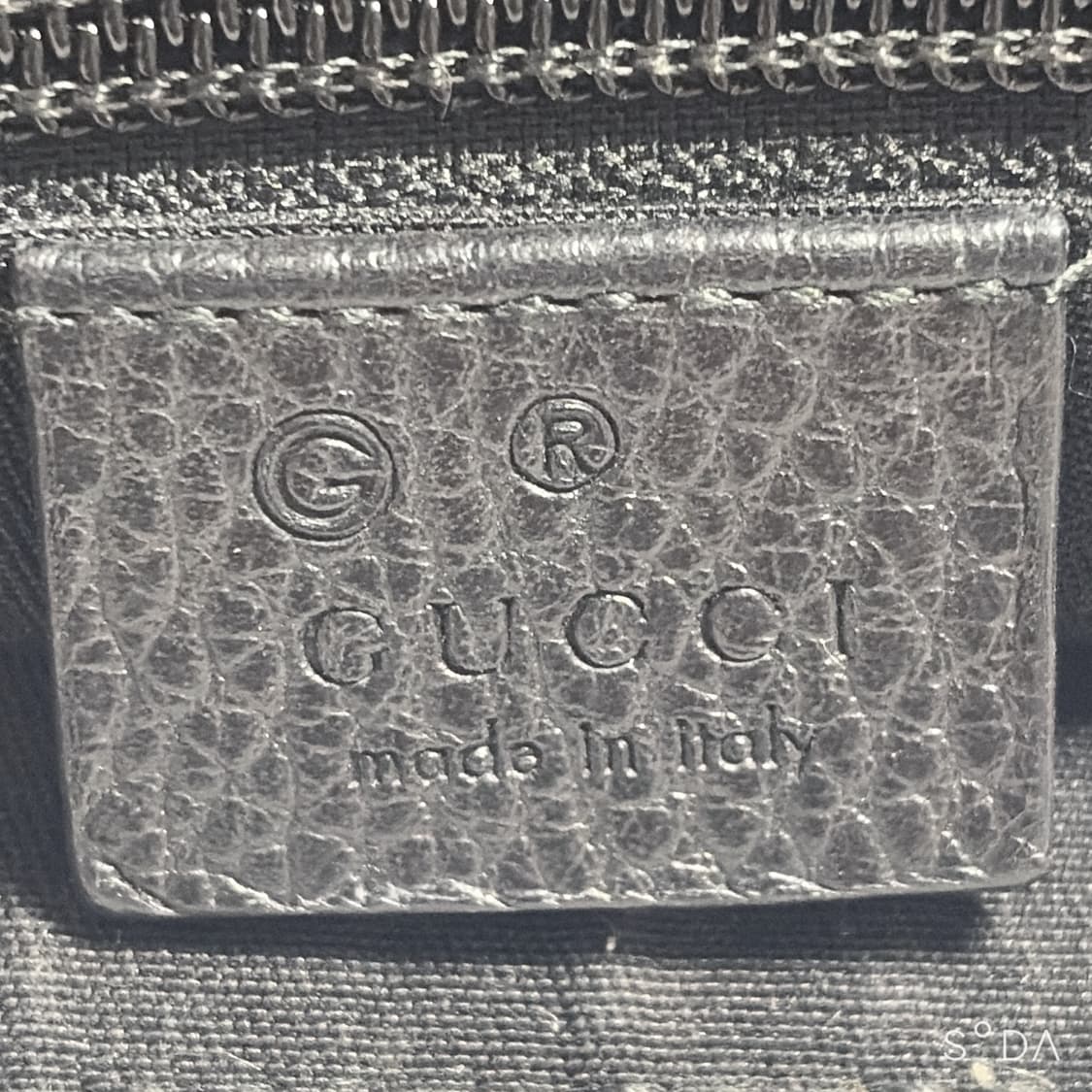 구찌 GG 로고 블랙 힙색 상품이미지6