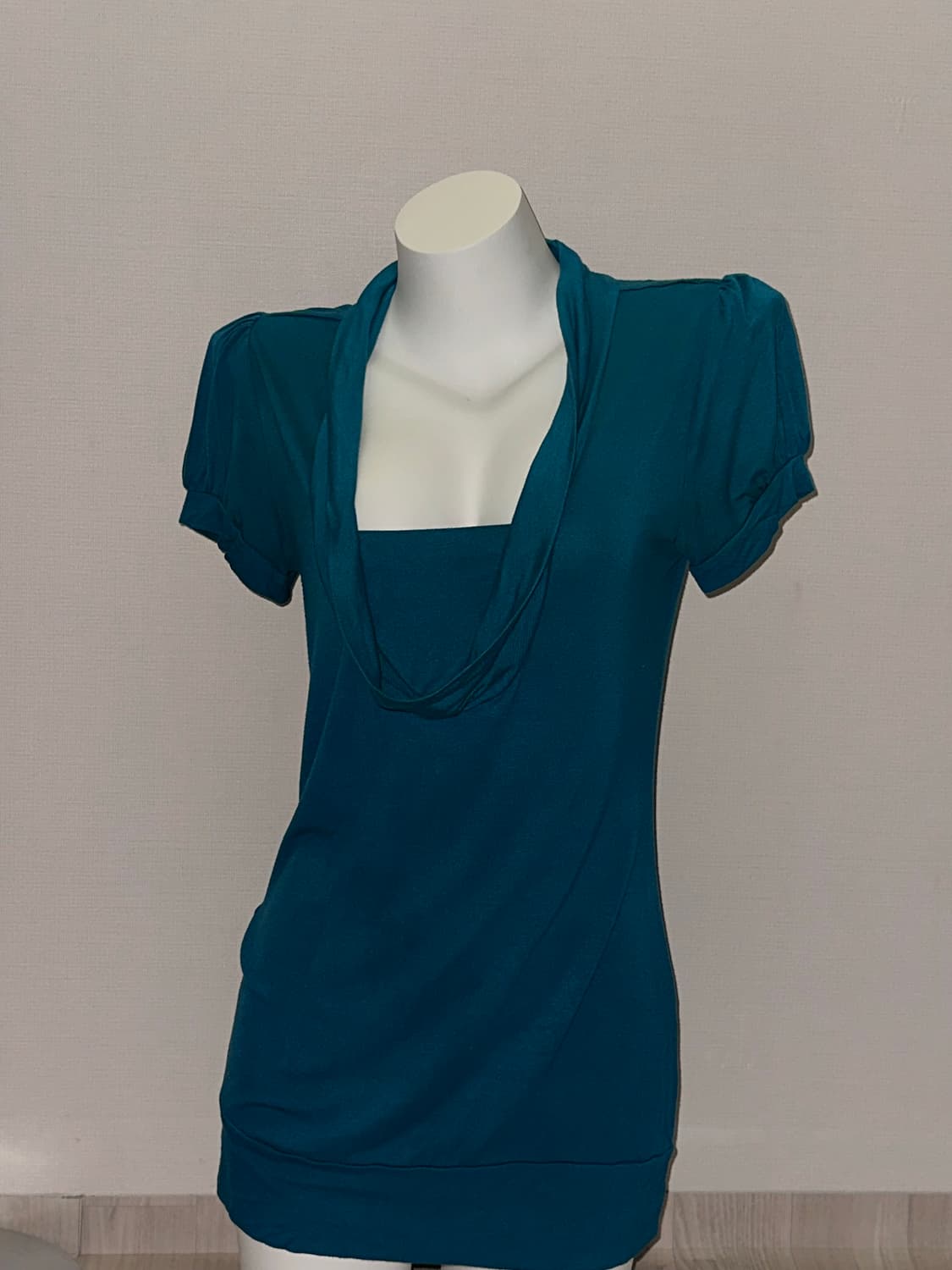 딥 블루 드레이프 카울넥 레이어드 탑 상품이미지4