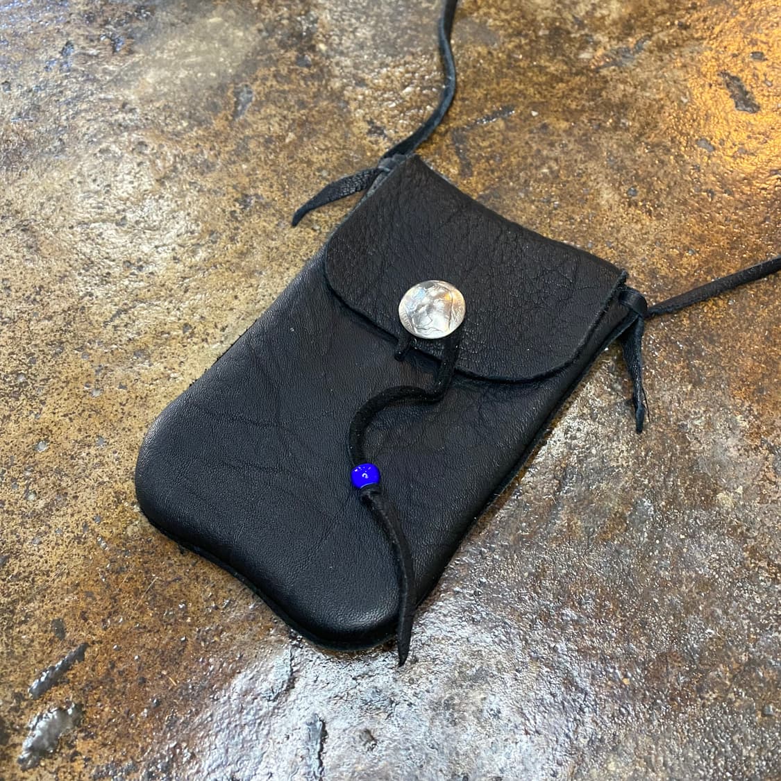 사슴 가죽 미니 크로스백  상품이미지2