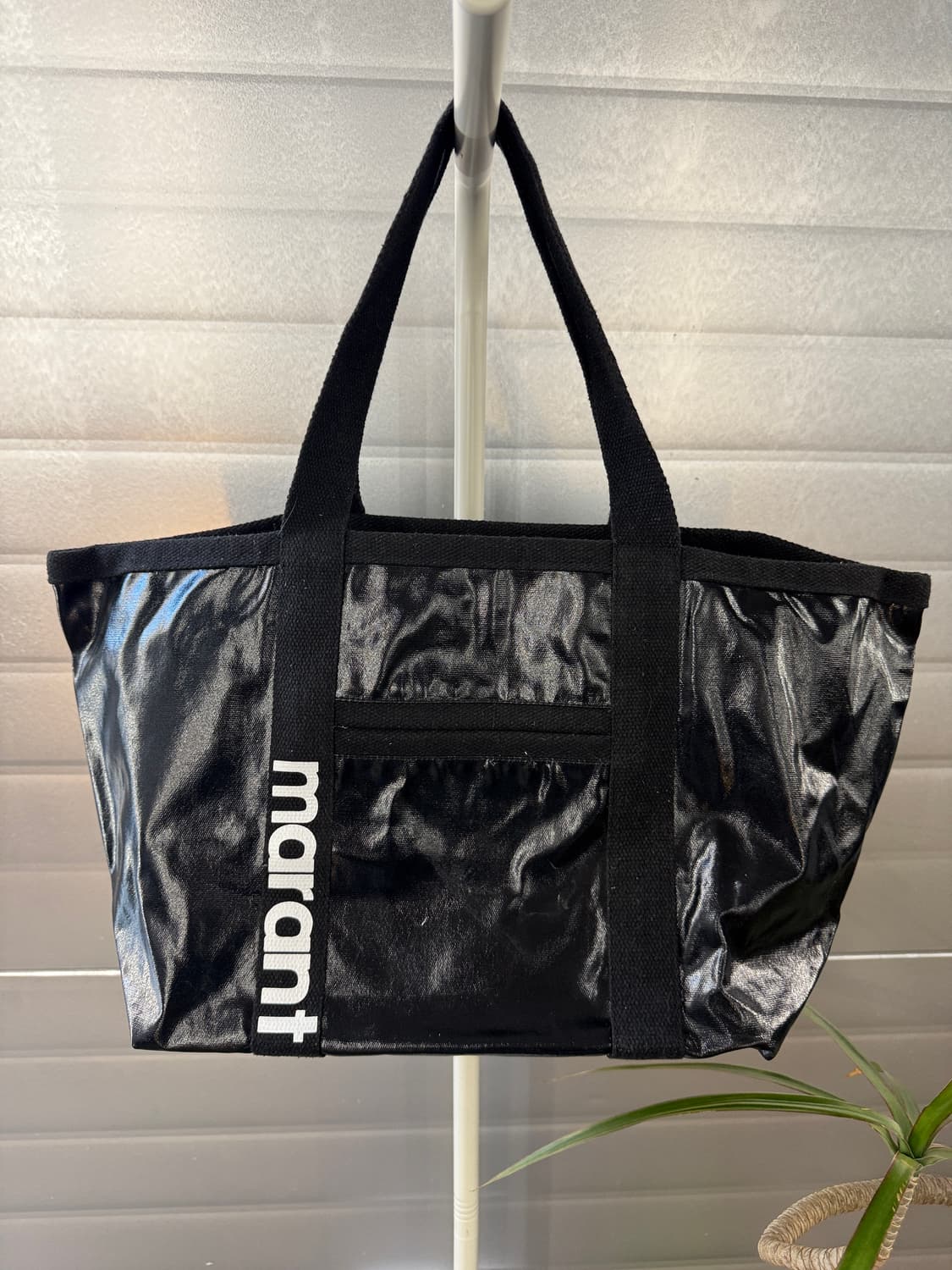 이자벨마랑다웬  블랙 토트백 상품이미지2