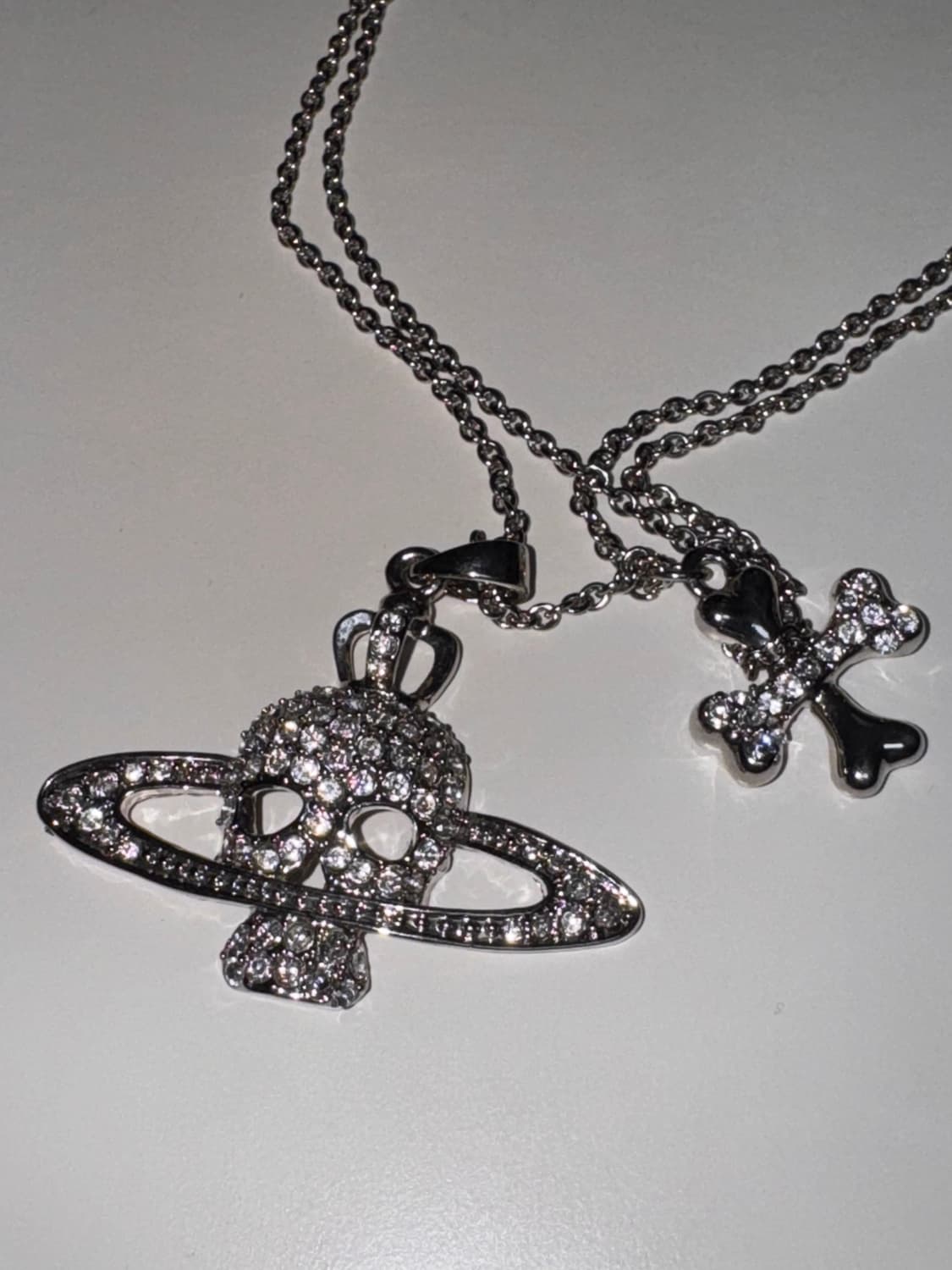 비비안웨스트우드 해골 레이어드 목걸이 스컬 십자가 necklace 상품이미지1