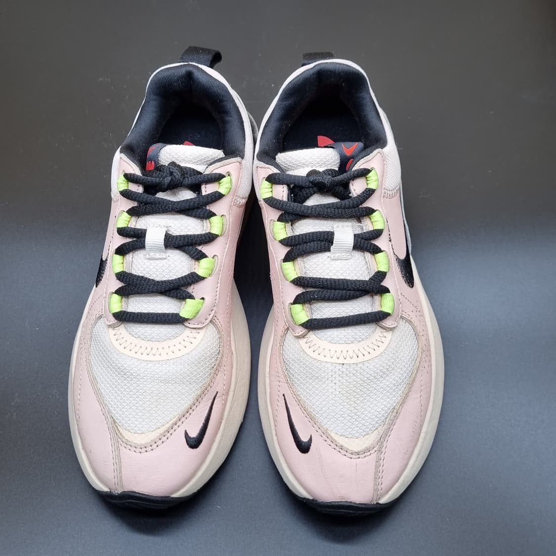 나이키 에어맥스 베로나 여성운동화230 상품이미지2