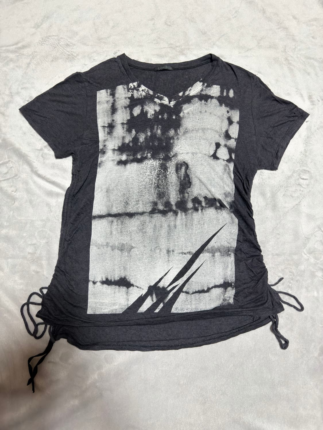 KMRII LACE UP PRINTING T SHIRT 1 상품이미지1