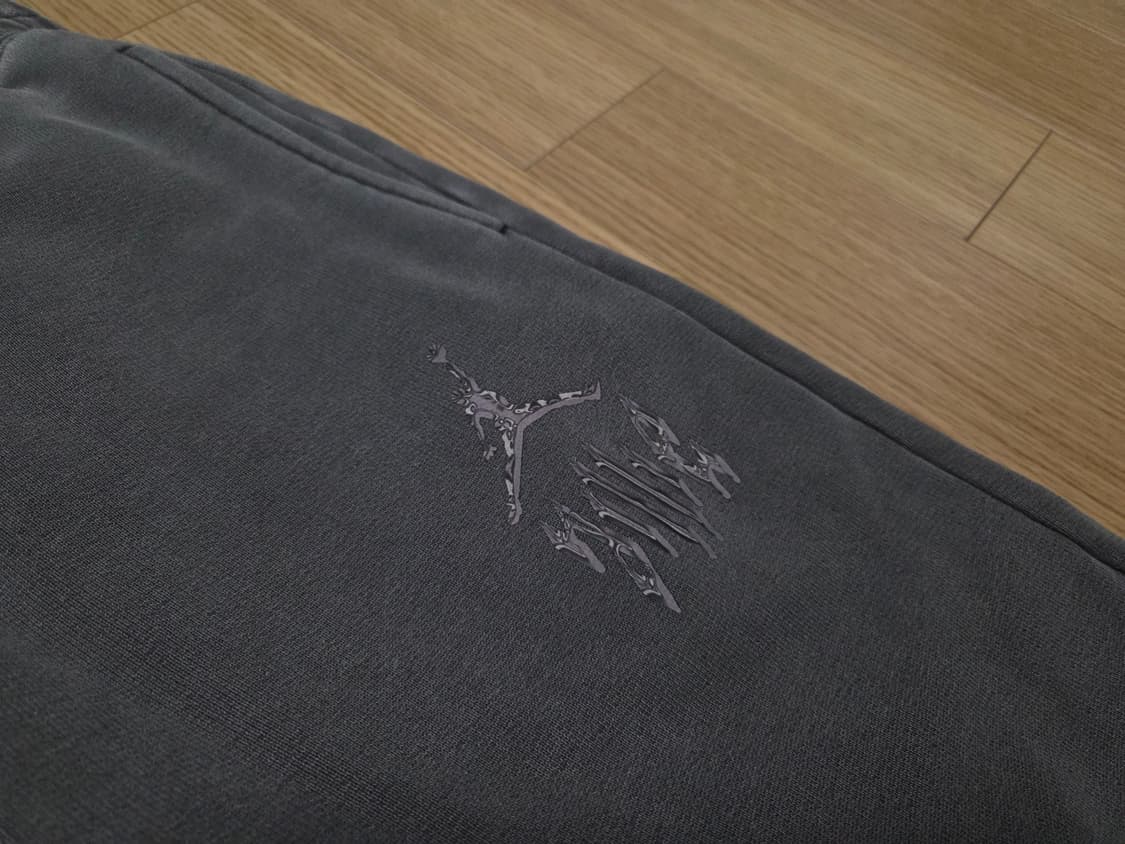 나이키  조던 x 빌리 아일리시 가먼트 다잉 조건 팬츠 상품이미지4