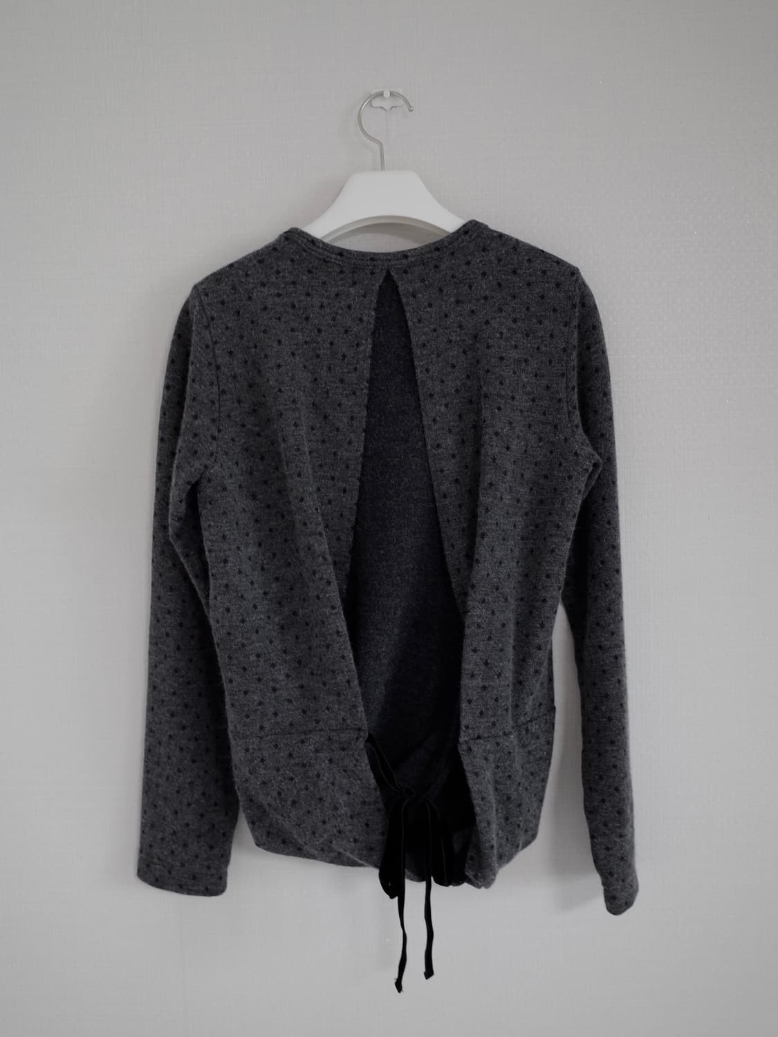 꼼데가르송 트리콧 셔링 블라우스 상품이미지2