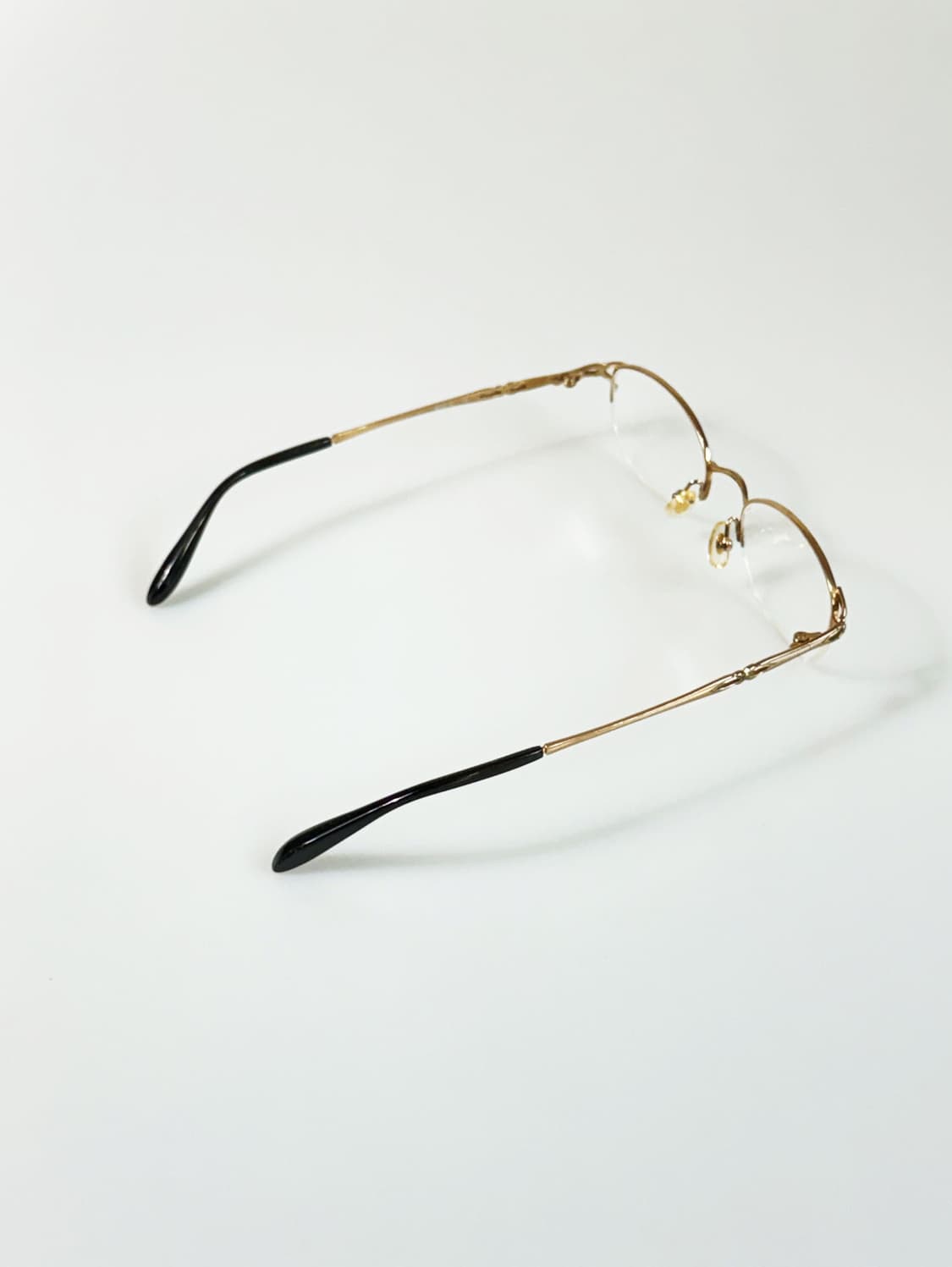 90s 골드 티타늄 반무테 스퀘어 빈티지 데드스탁 안경 상품이미지5