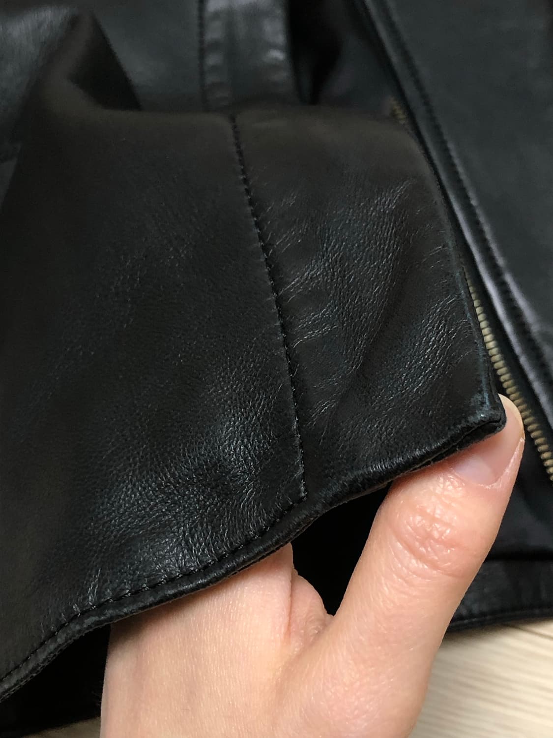 40 양가죽 폴스미스 블랙라벨 투웨이 핀턱 라운드카라 7부 가죽자켓 상품이미지10