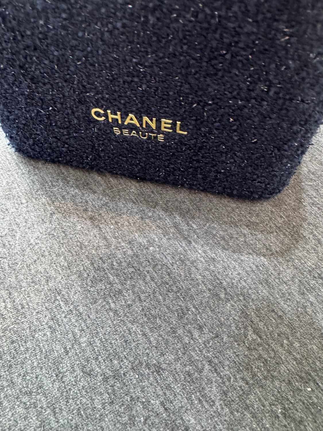 샤넬 트위드 탑 핸들 플랩백 네이비 상품이미지2