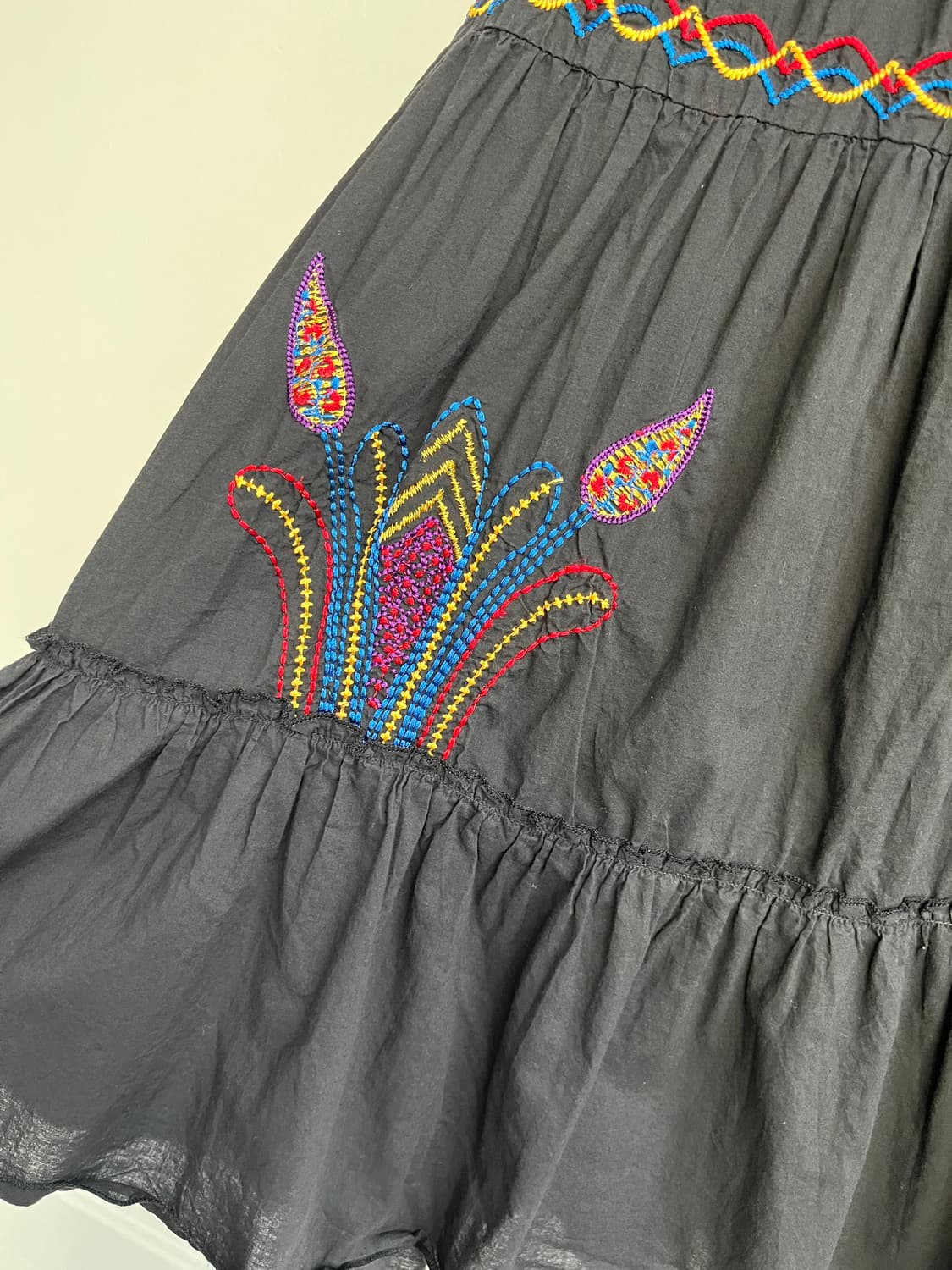 블랙 자수 레이스 롱 스커트 상품이미지3