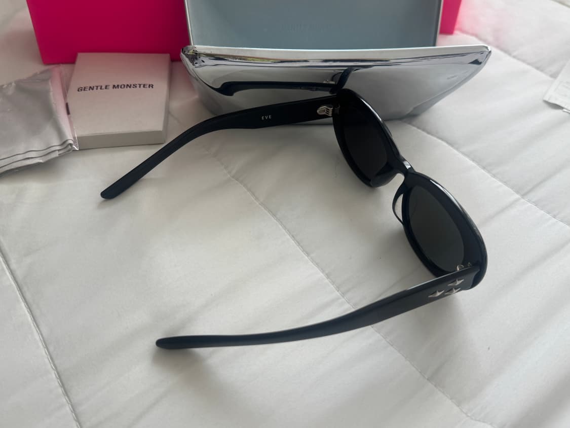 Gentle Monster Eve 01 선글라스 팝니다 상품이미지5