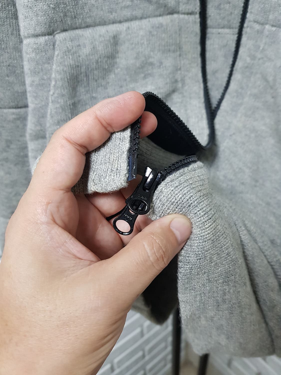 [m/95~100] 스톤아일랜드 풀집업 니트집업 그레이 상품이미지5