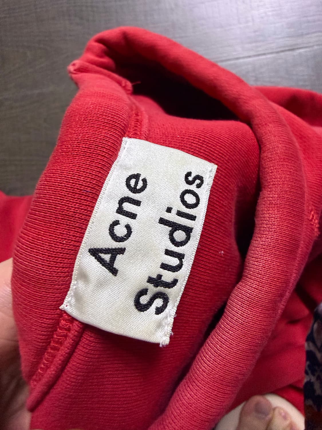 아크네스튜디오 핀트페이스 레드 상품이미지7