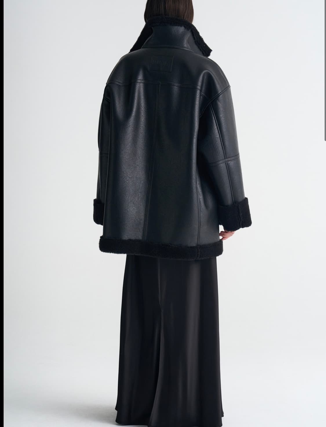 새상품) MAGJAY 매그제이 비건 레더 하프 무스탕 블랙 상품이미지6