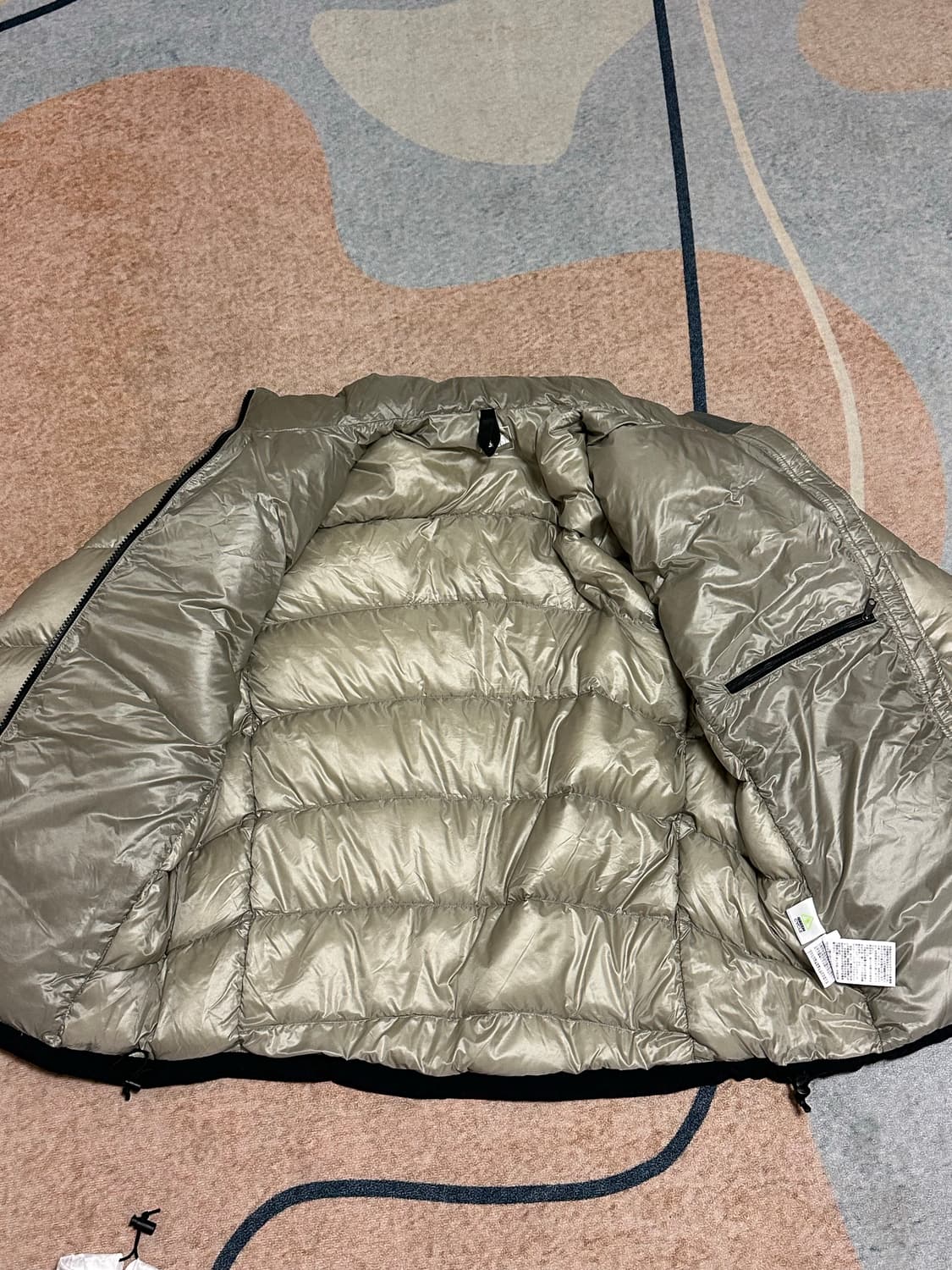 [M] 노스페이스 아콘카구아 경량패딩 클레이 그레이 (일본판) 상품이미지3