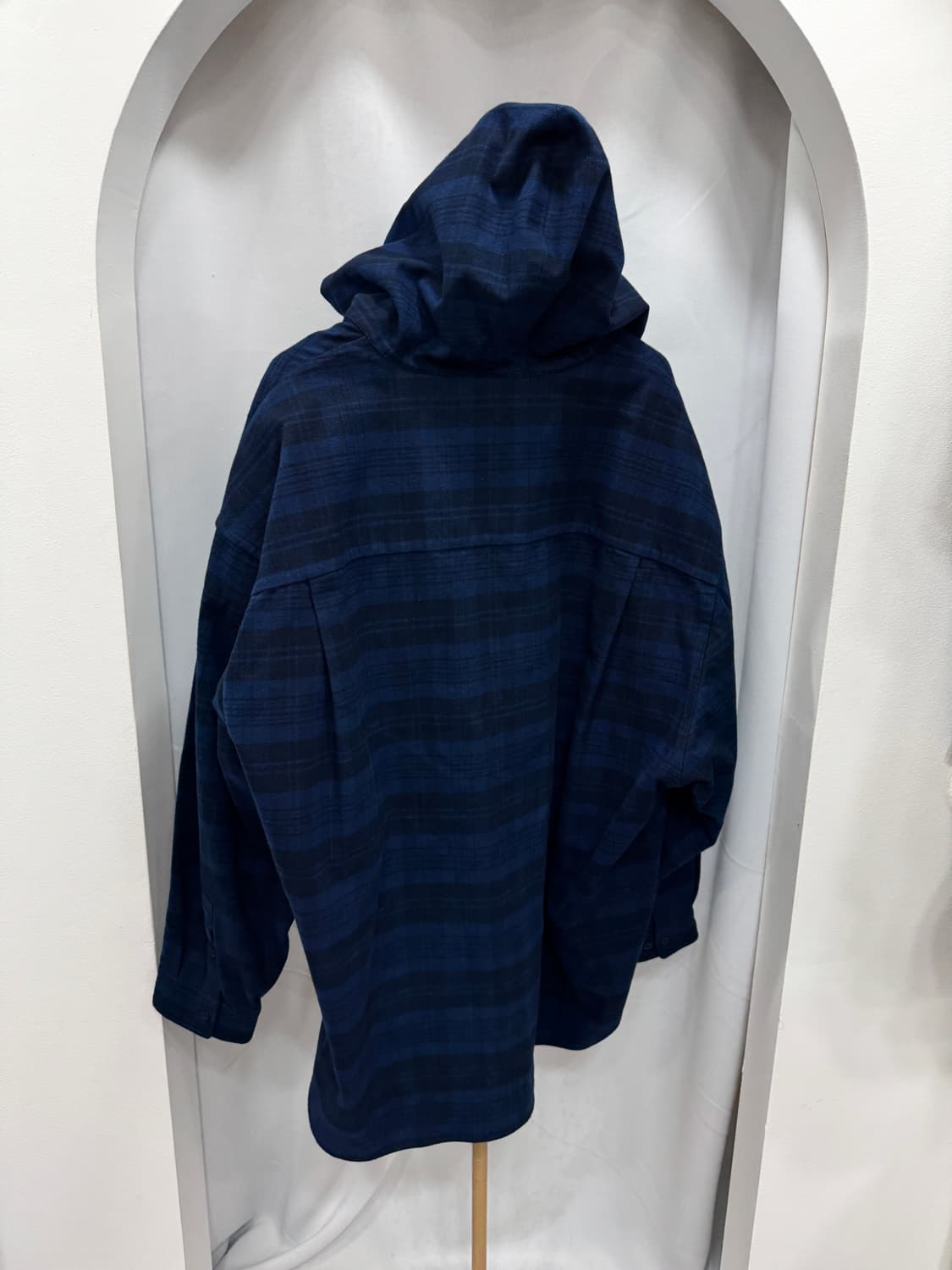 백화점판 새상품급 발렌시아가 체크 후드 셔츠 3사이즈 상품이미지2