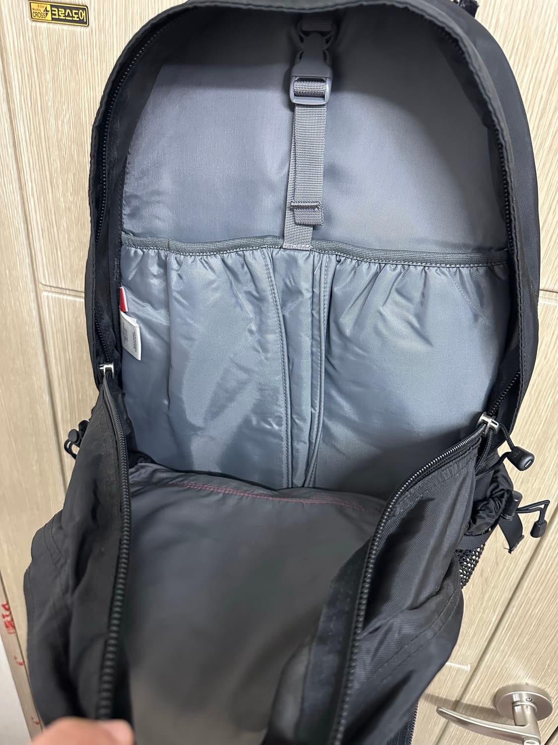 노스페이스 핫샷 SE 백팩 블랙 상품이미지8