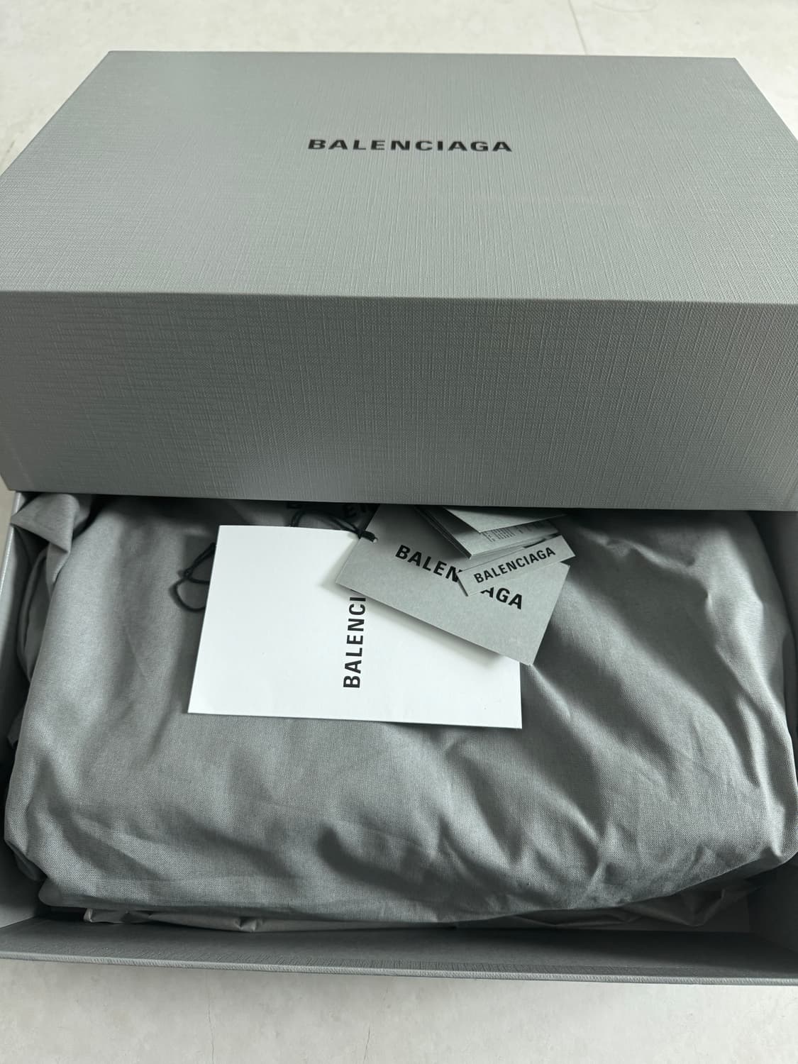 발렌시아가 모나코백 스몰 상품이미지2