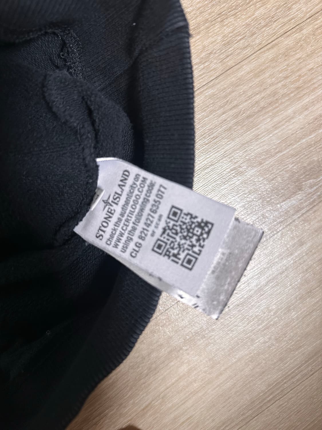 스톤아일랜드 맨투맨 팔아여 상품이미지4