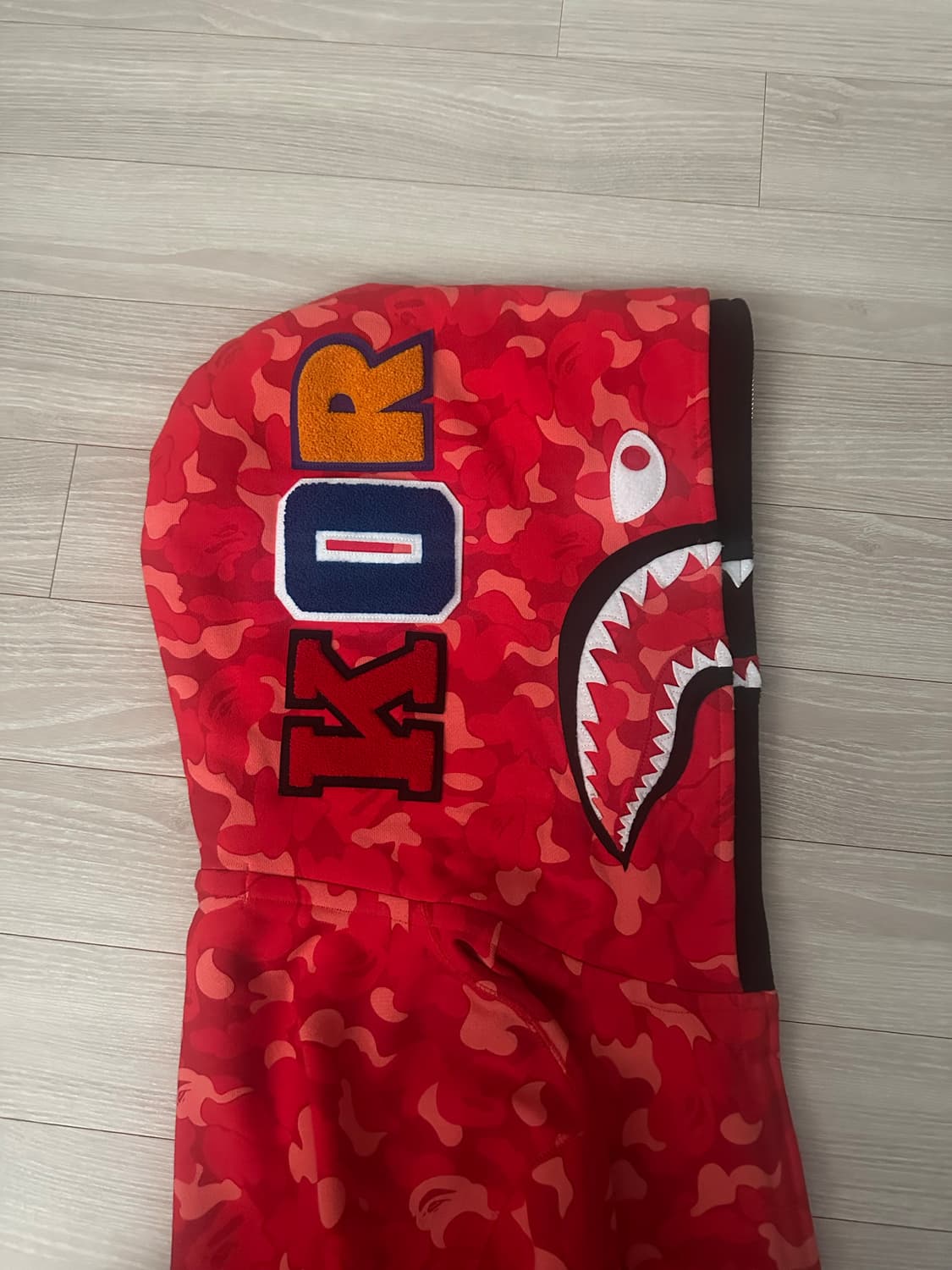 베이프 서울 스토어 7주년 더블 샤크 적계 후드집업 XL 상품이미지4