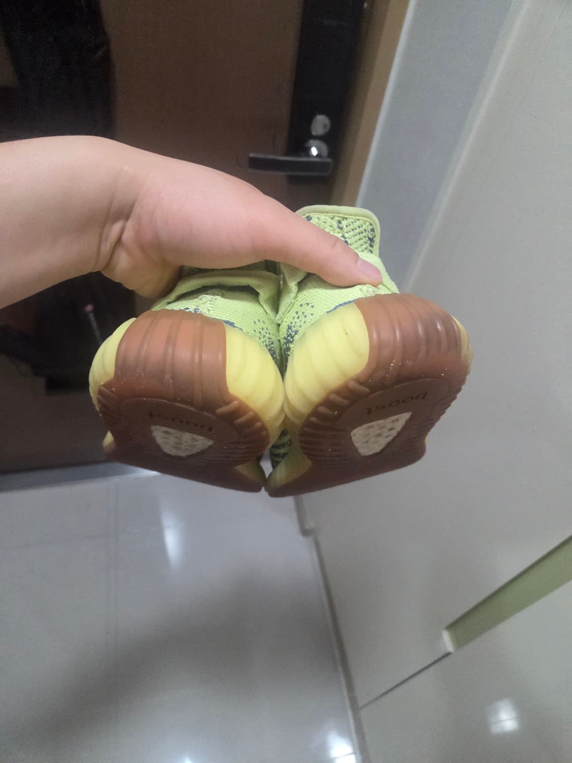 박스O예브라(270)아디다스 이지부스트 350 V2 Yecheil 그린 상품이미지2