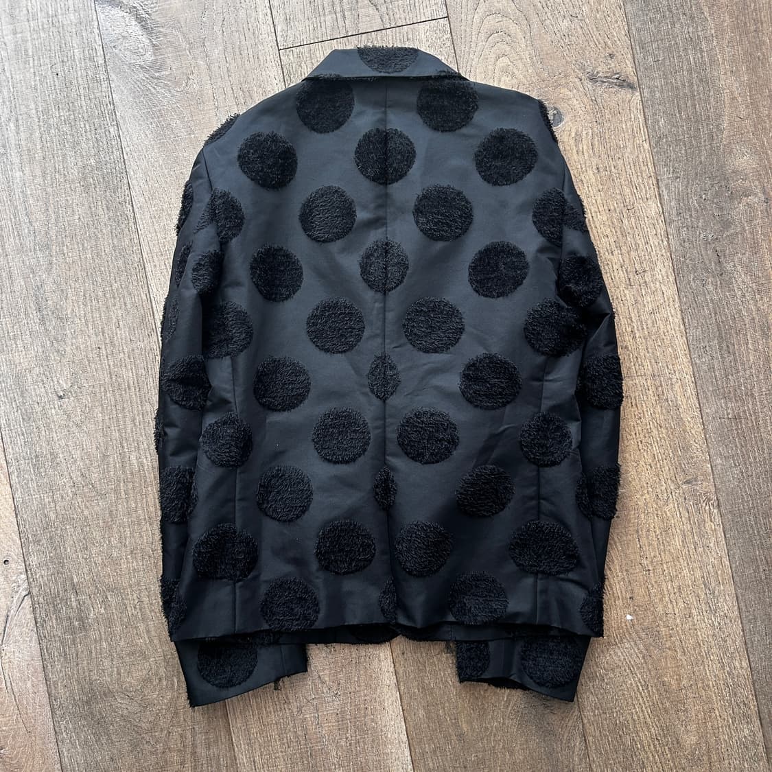 Fluffy Big Dot Jacket 상품이미지8