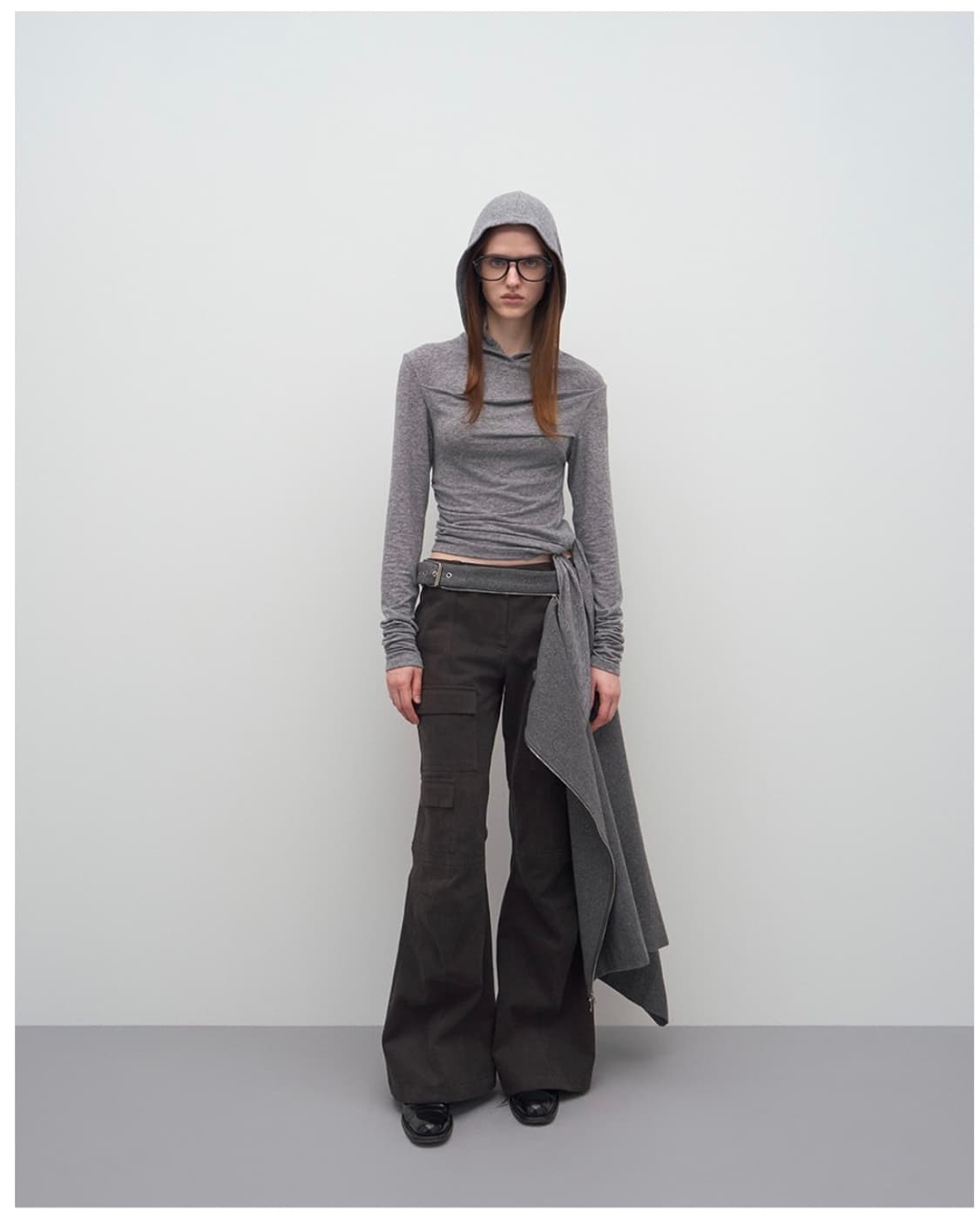 엘씨디씨 티엠 unbalanced frill hoodie 그레이 상품이미지1