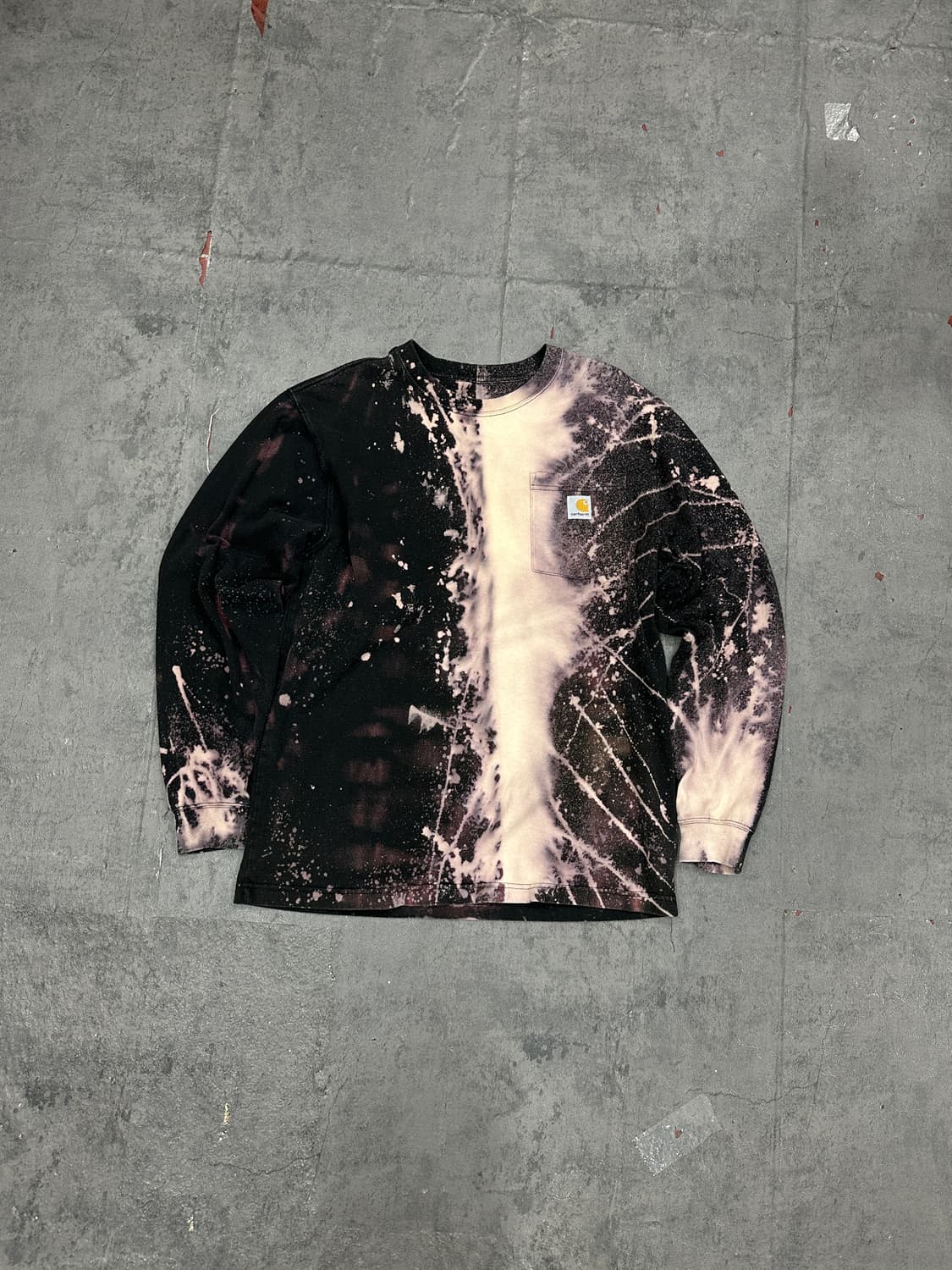 칼하트 다잉 커스텀 포켓 롱슬리브 상품이미지1