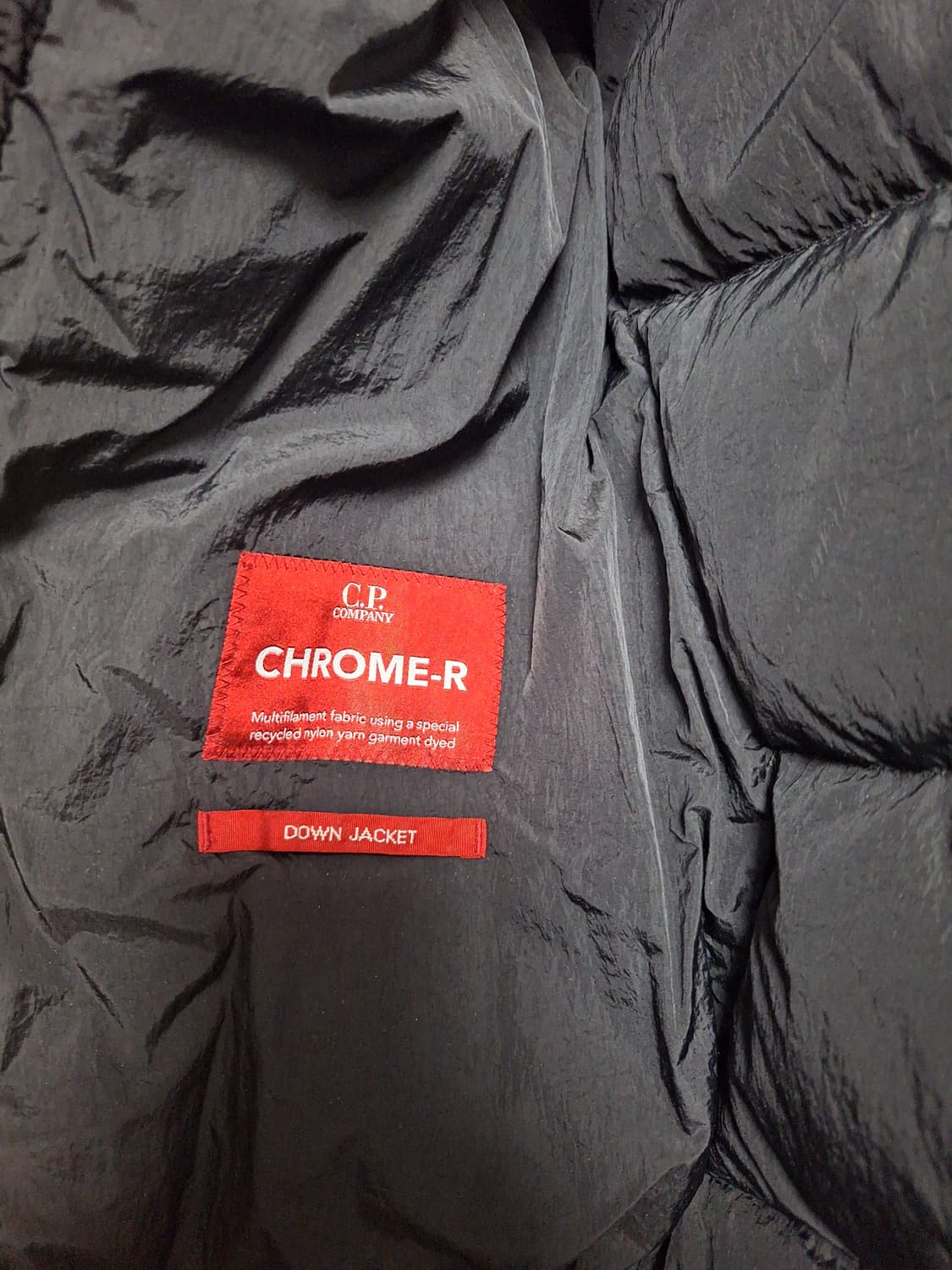 (XXL) cp컴퍼니 24fw 크롬-r 고글 다운 자켓 블랙 상품이미지7